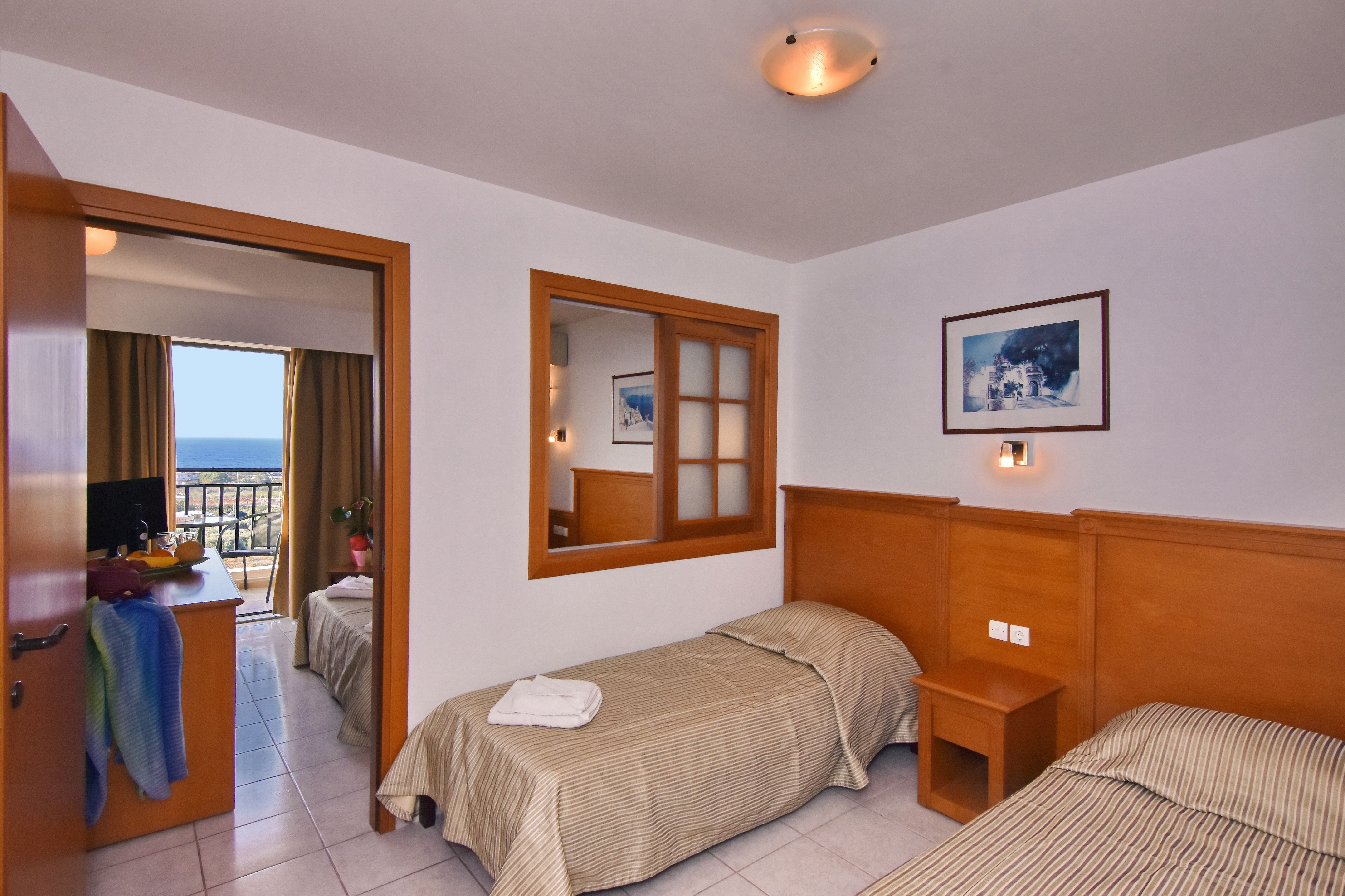 Family 2 rooms