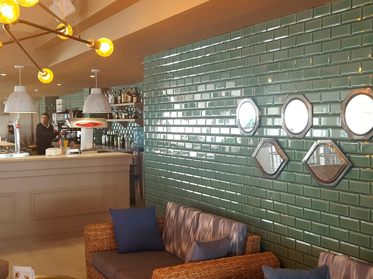 SNACK BAR