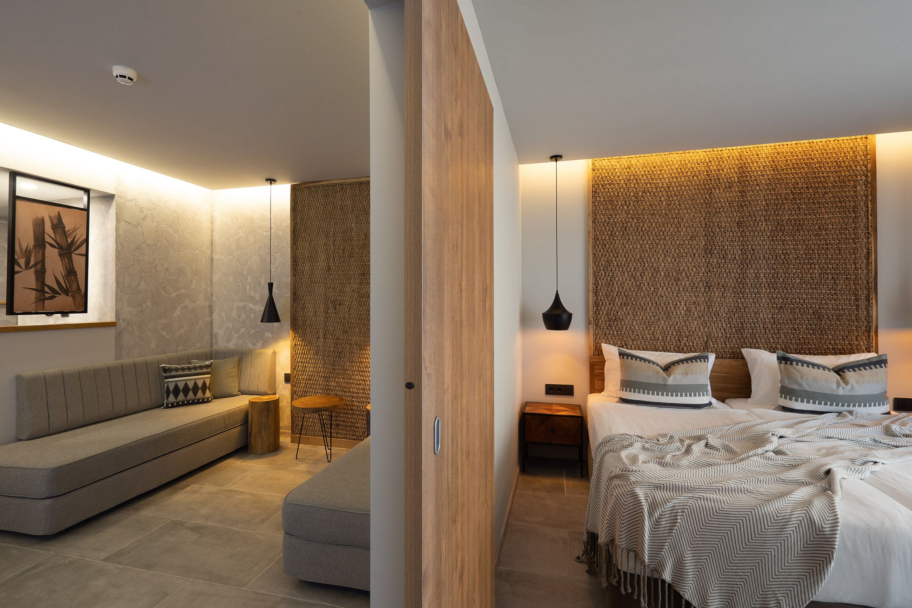 SUITE SIDE SEA VIEW