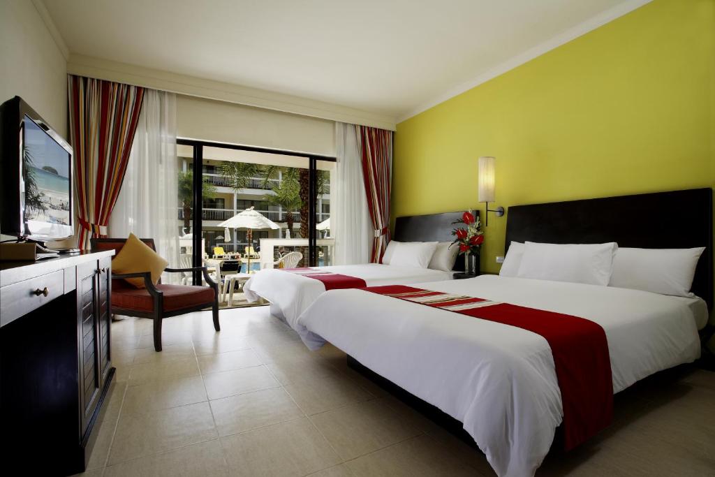 1 B/ROOM PREMIUM SUITE POOL VIEW