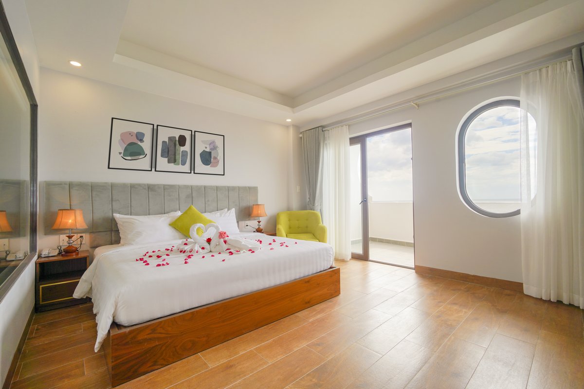 SUITE KING SEAVIEW