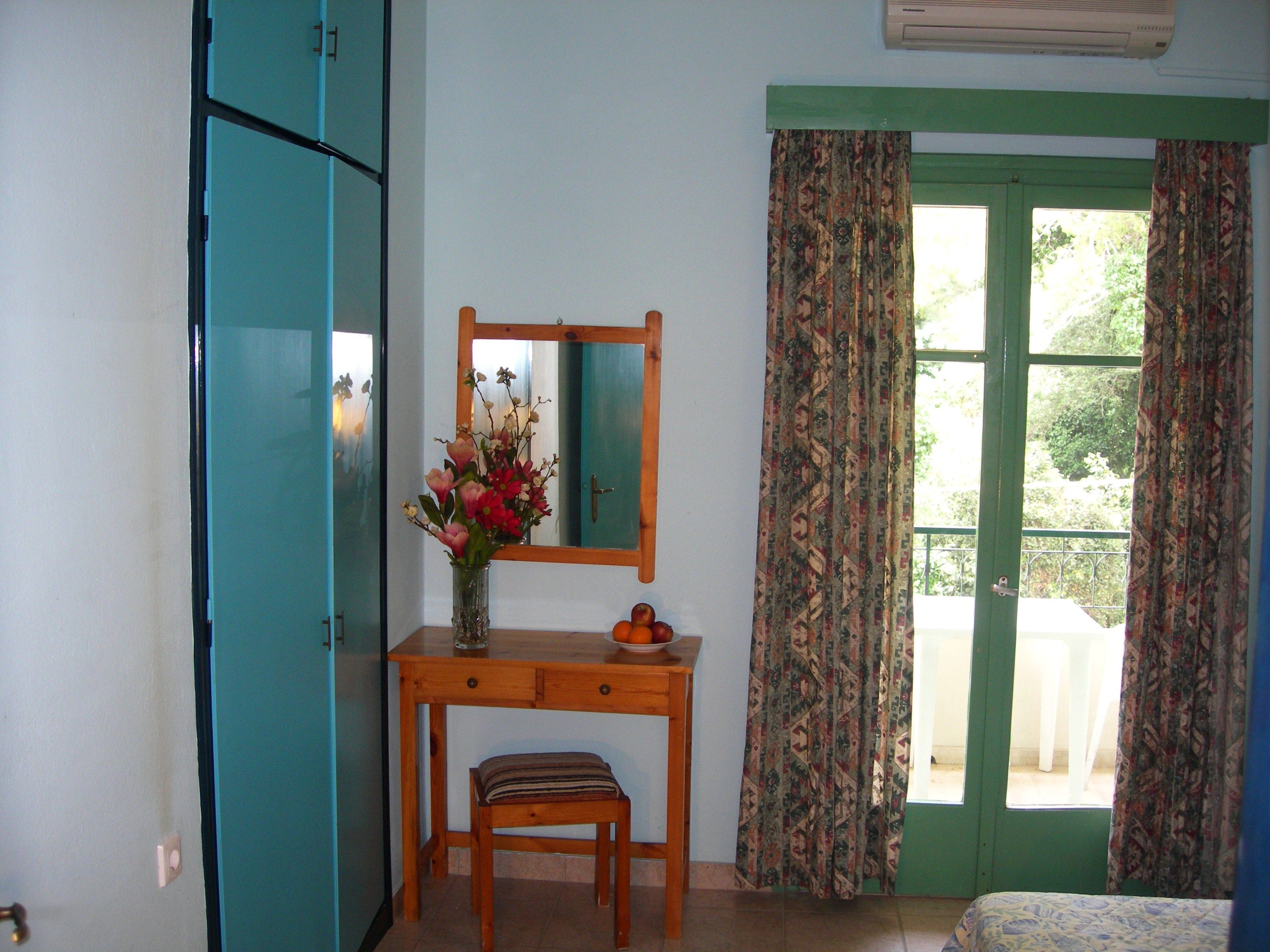 TWIN OR DOUBLE ROOM