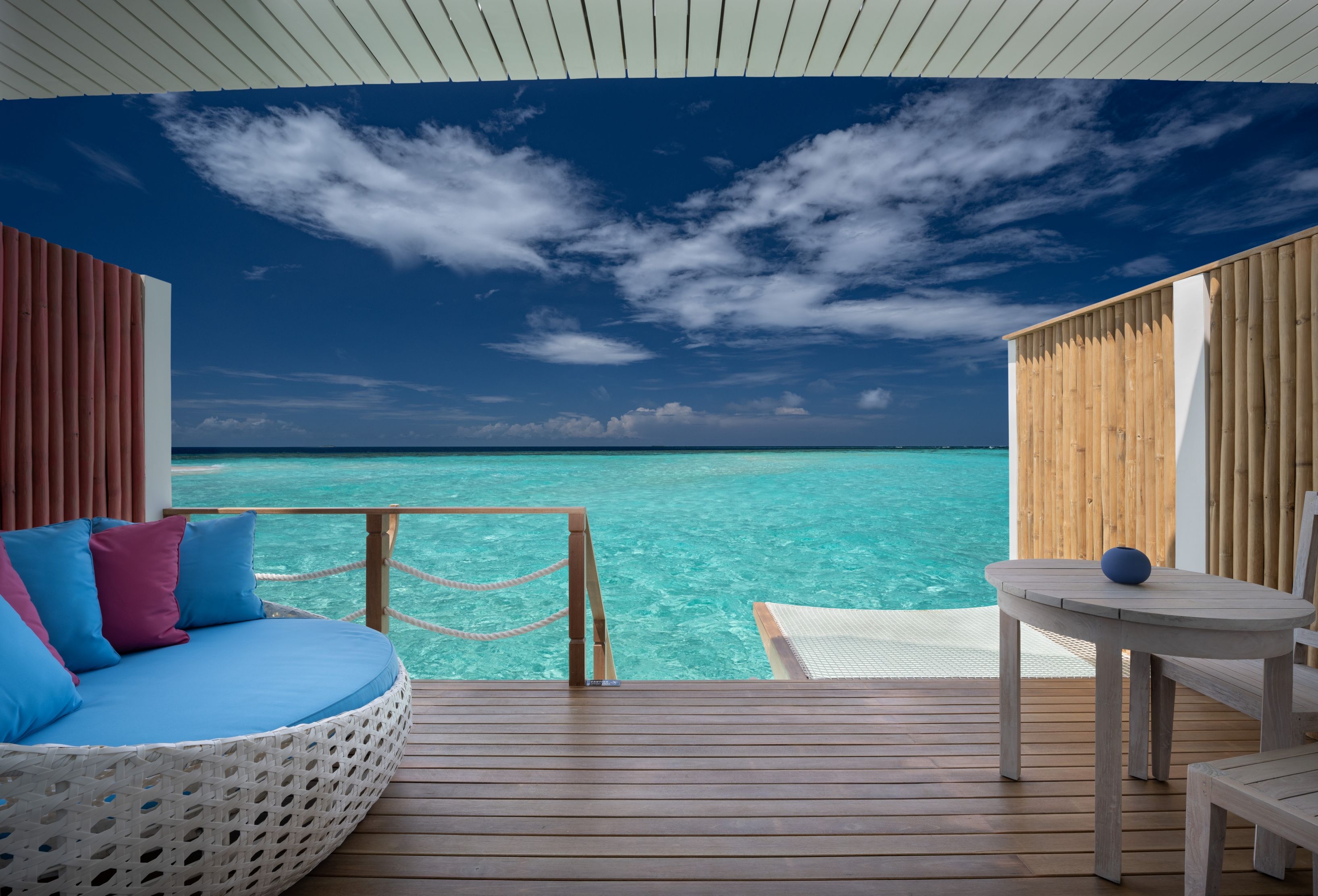 LAGOON VILLA