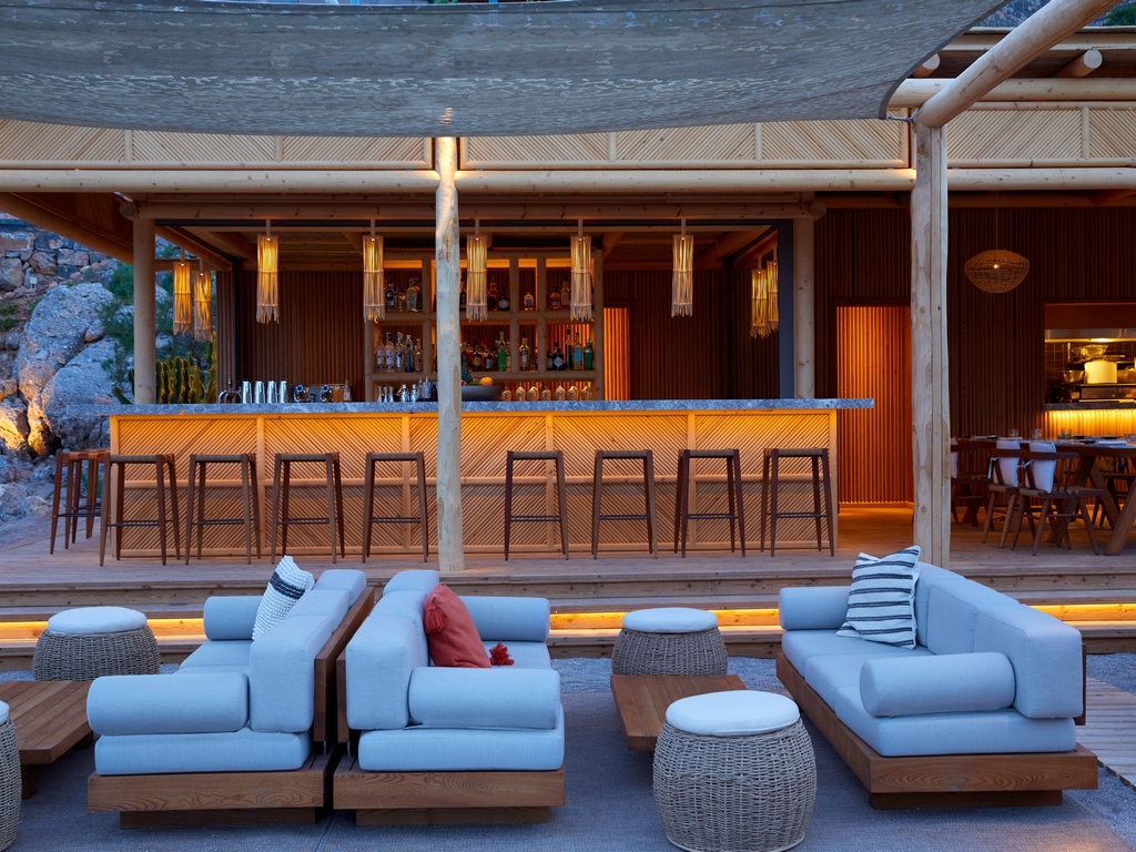 BEACH HOUSE