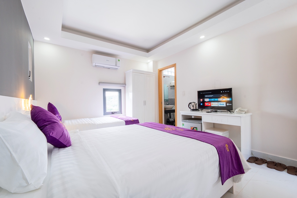 SUPERIOR ROOM MOUNTAIN VIEW