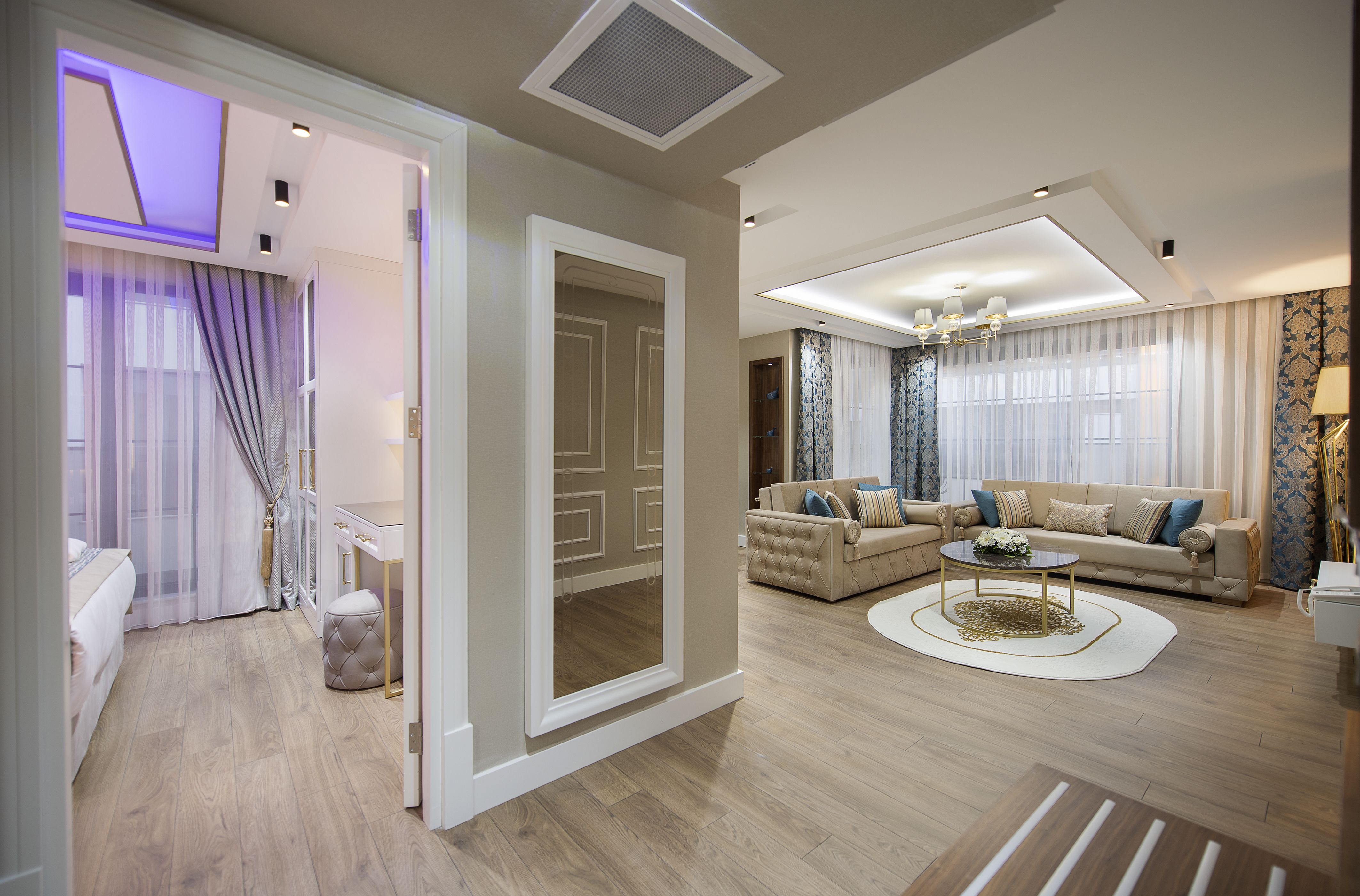 SUPERIOR SUITE 
