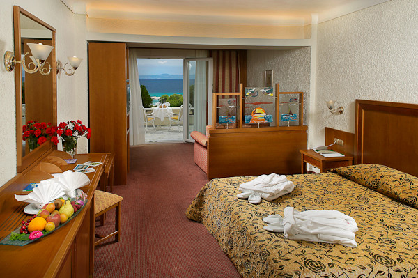Halkidiki, Hotel Athos Palace, camera superior.jpg