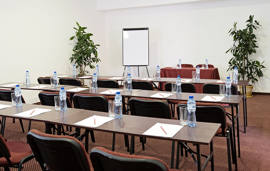 MICE (servicii de organizare de întâlniri, conferințe, alte evenimente)