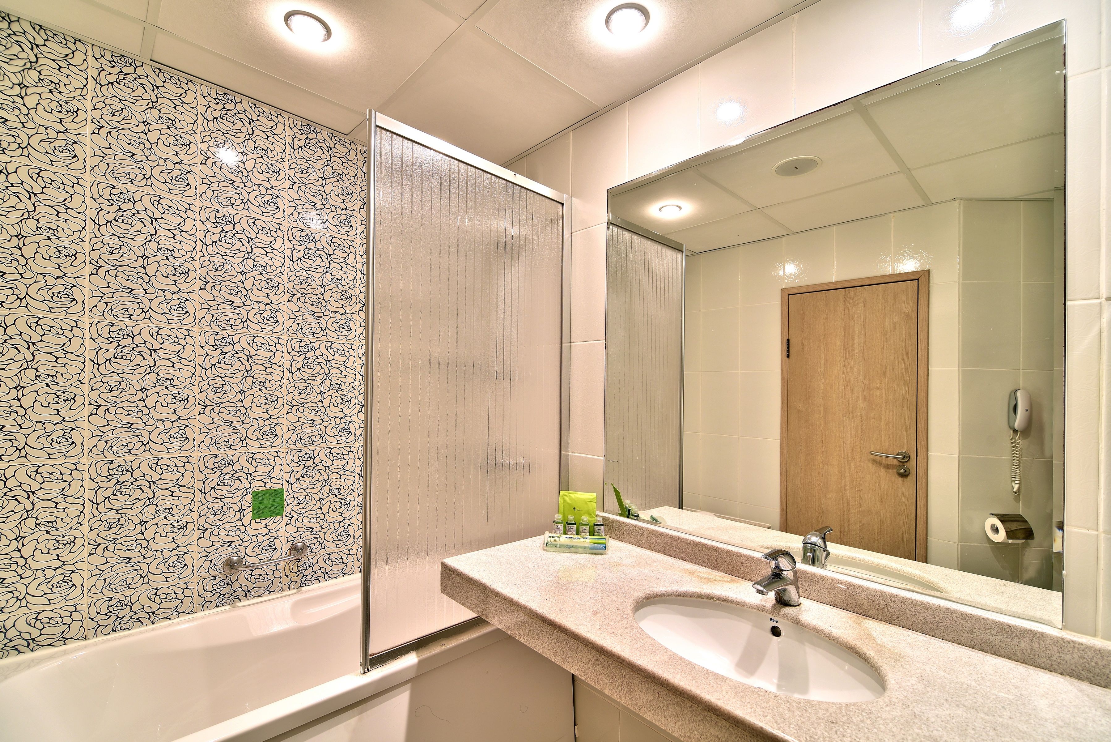 Twin Standard Room (Economy)