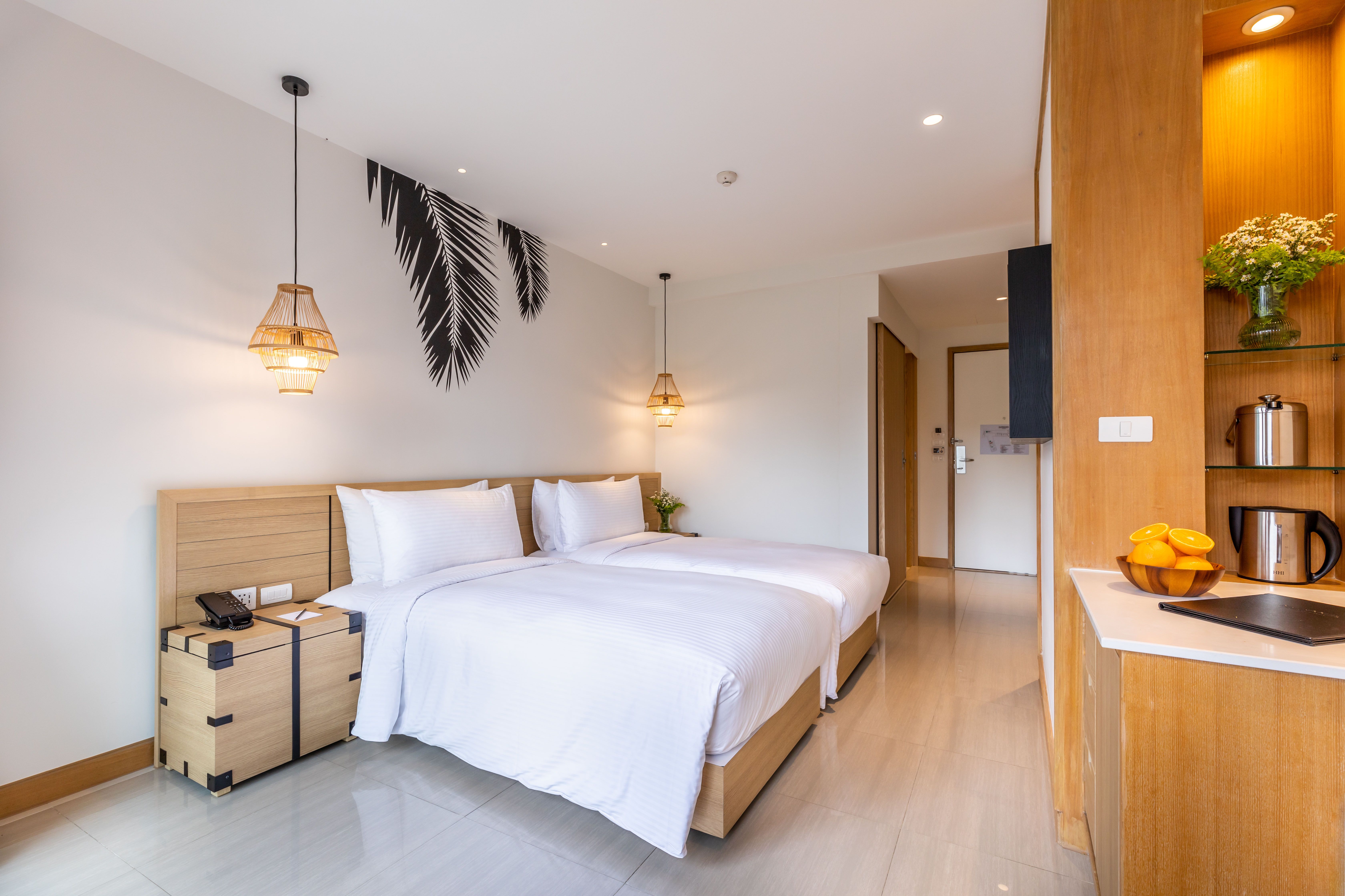 SUPERIOR POOL VIEW ROOM TWIN BED
