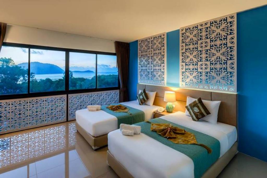 deluxe sea view