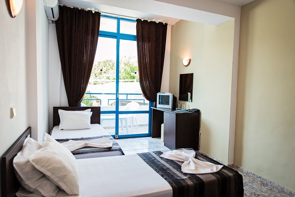 Double Deluxe Room (Balcony or Terrace)