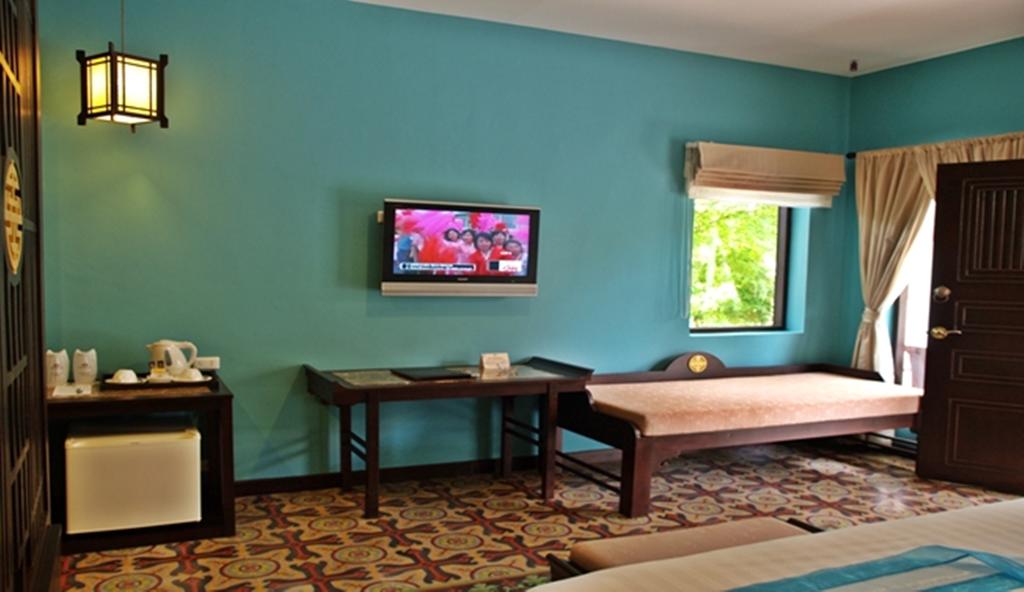 Deluxe Bungalows Sino Style