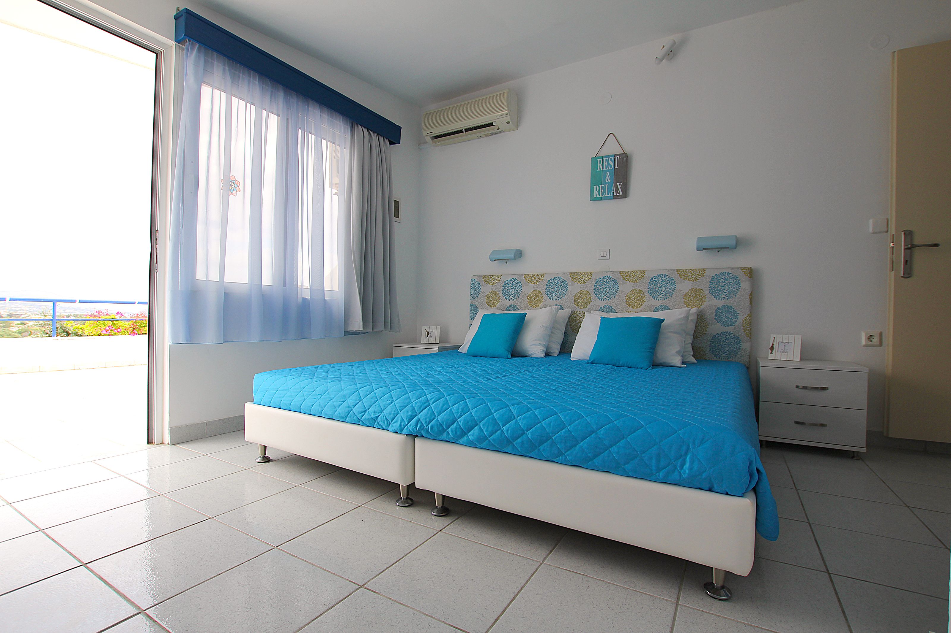 penthouse tow bedroom apartment