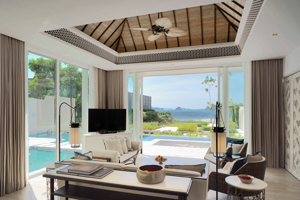 Presidential Beachfront Pool Villa