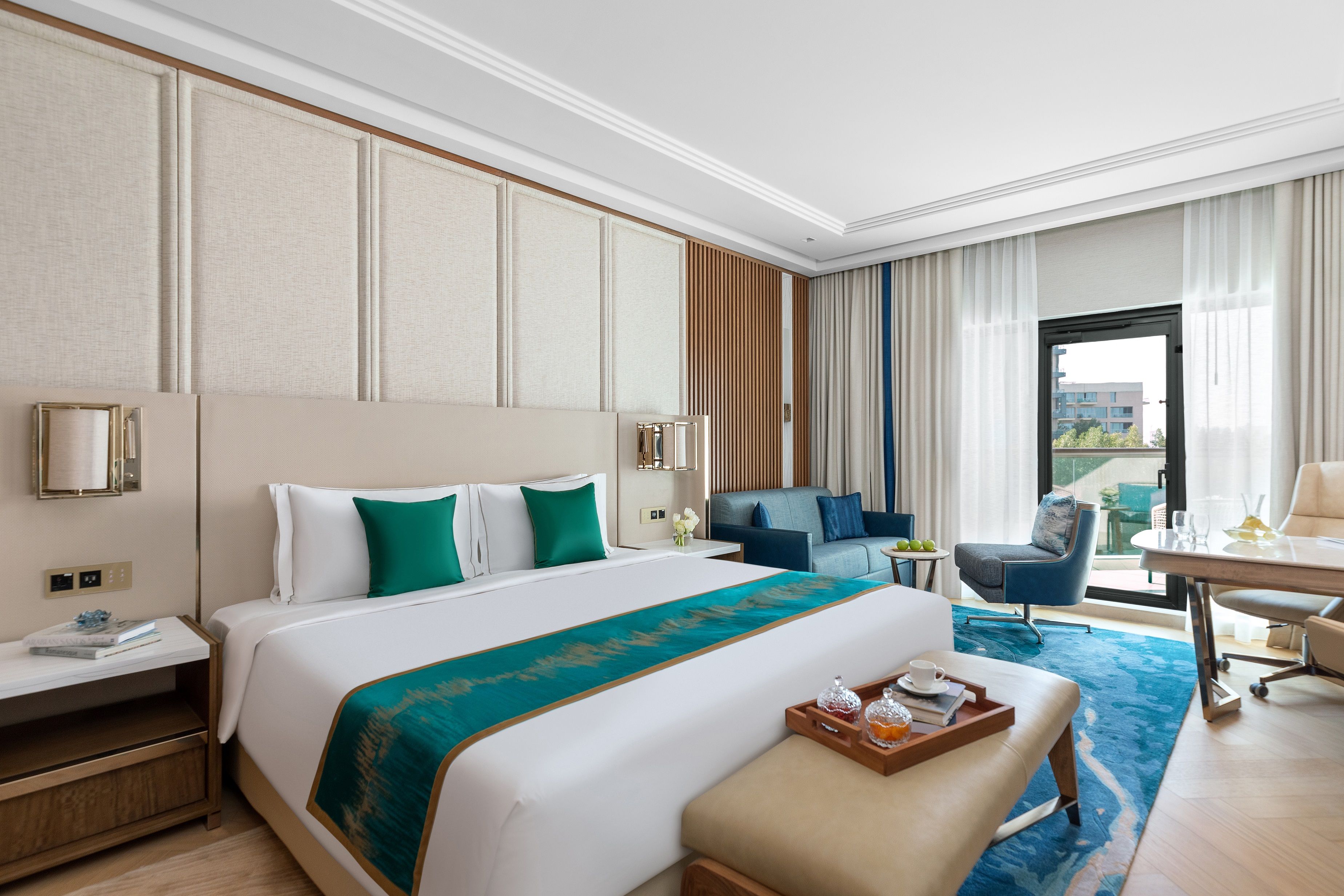 LUXURY ROOM