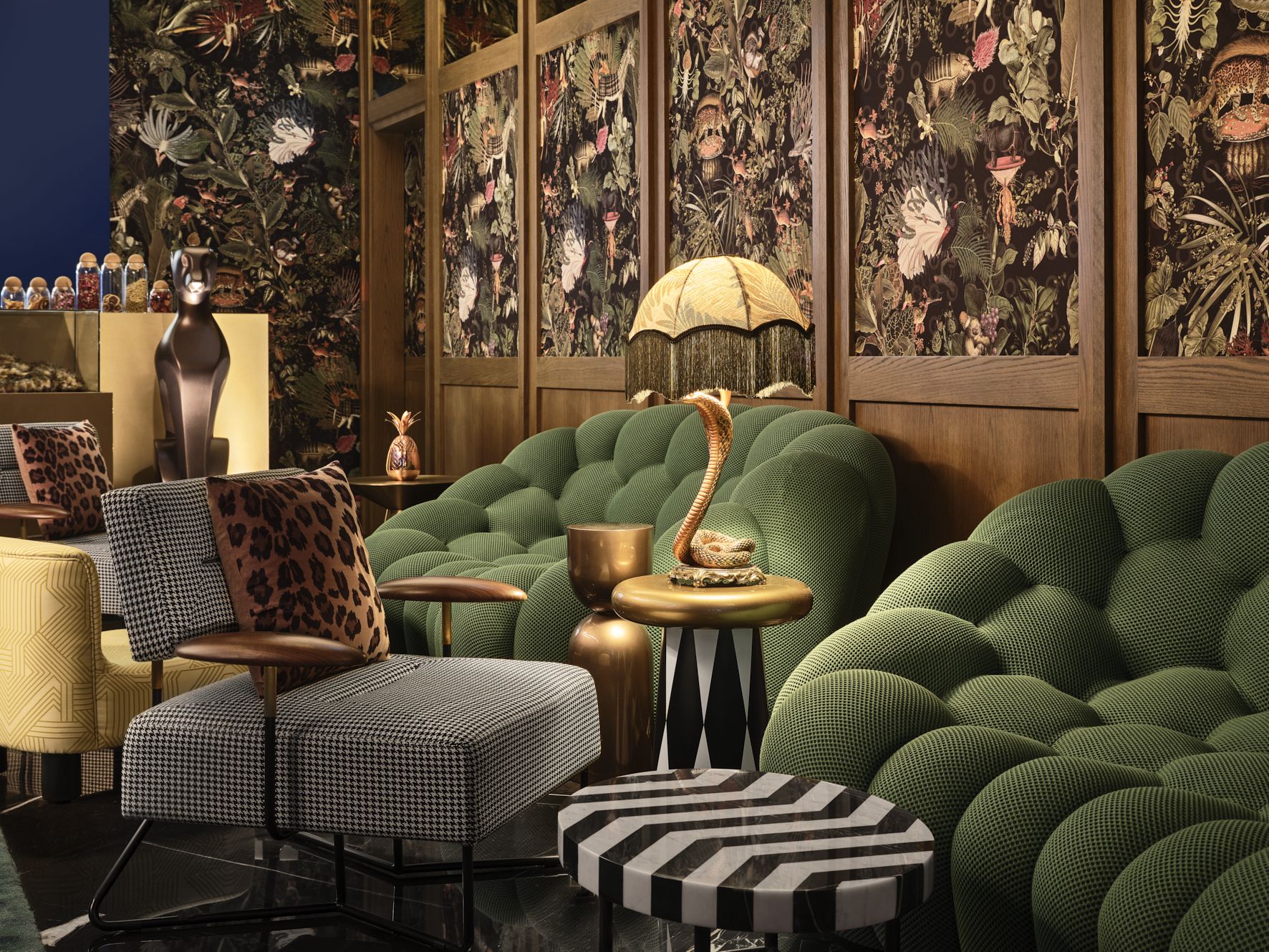 W Lounge