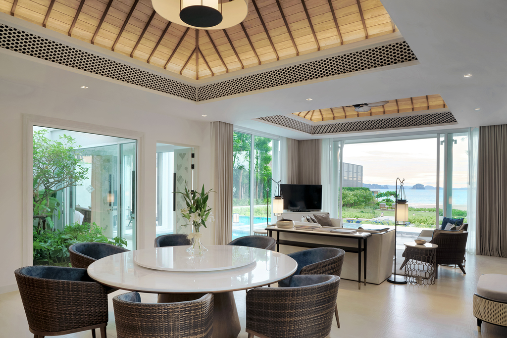 Presidential Beachfront Pool Villa