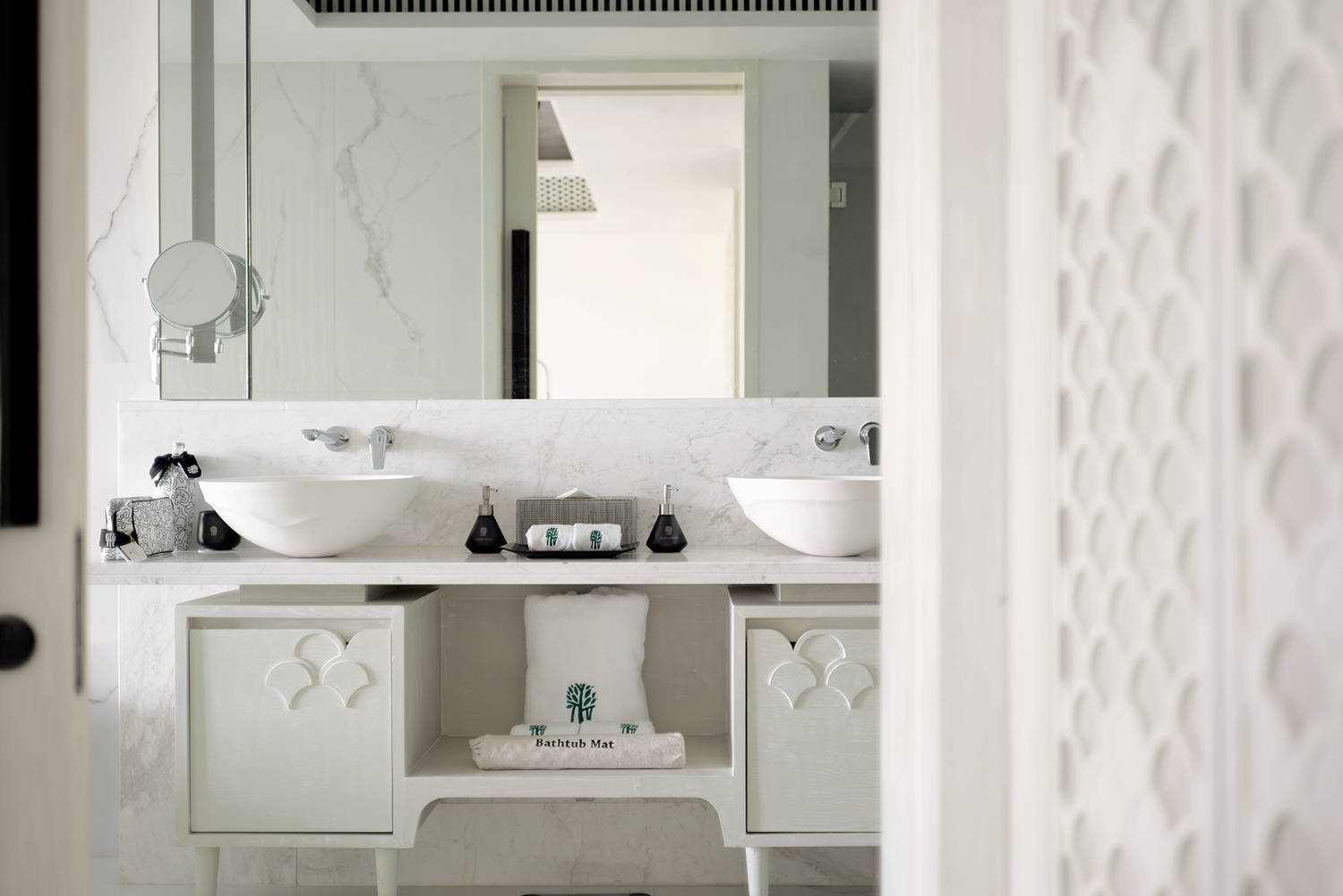Premium Ocean Pool Suite
