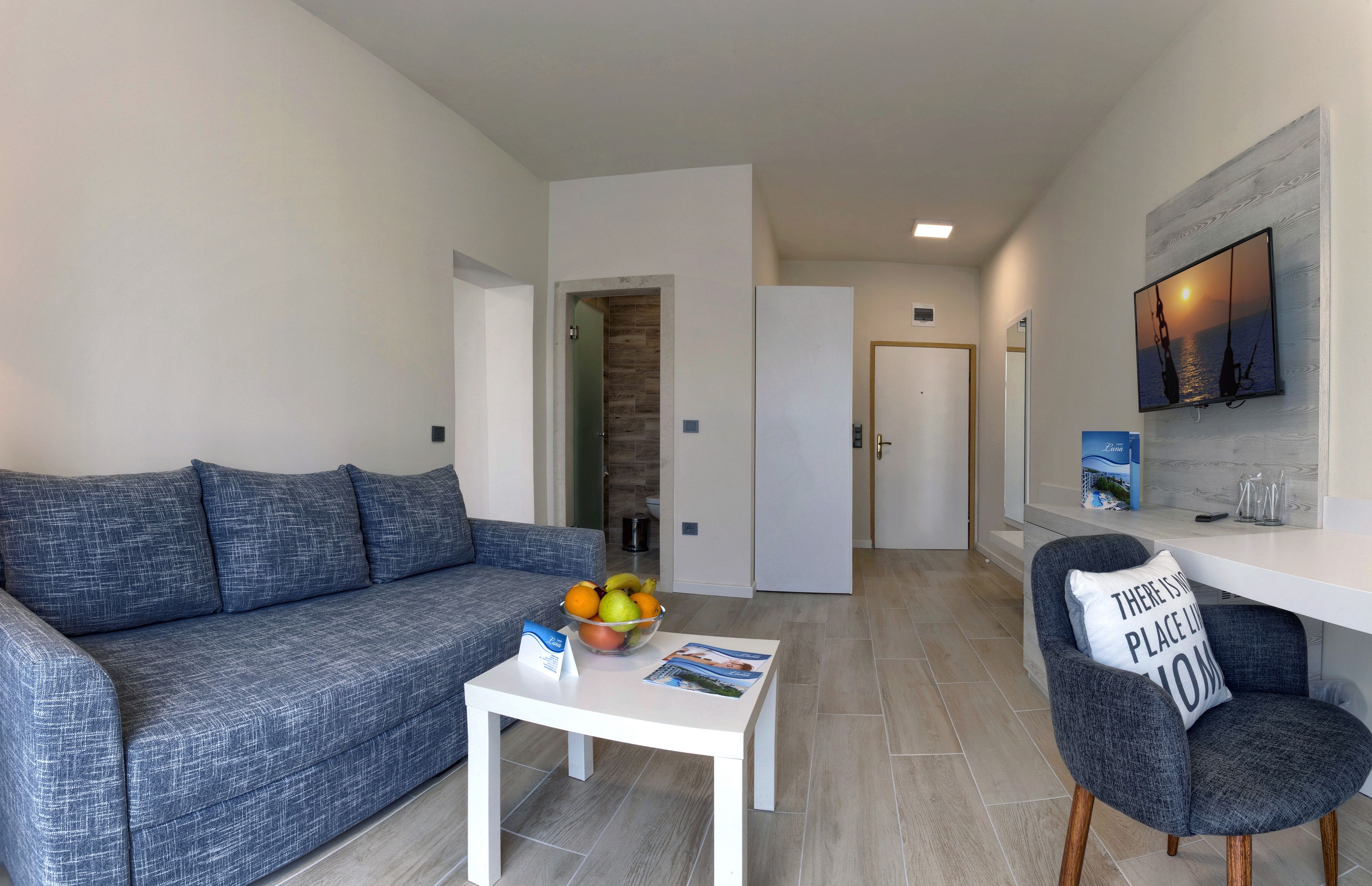 Standard Apartment (Balcony)