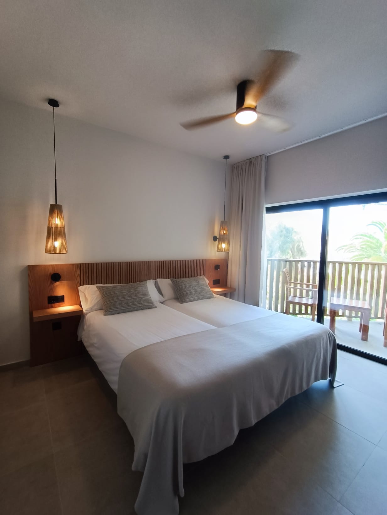 DOUBLE SUPERIOR BALCONY OR TERRACE