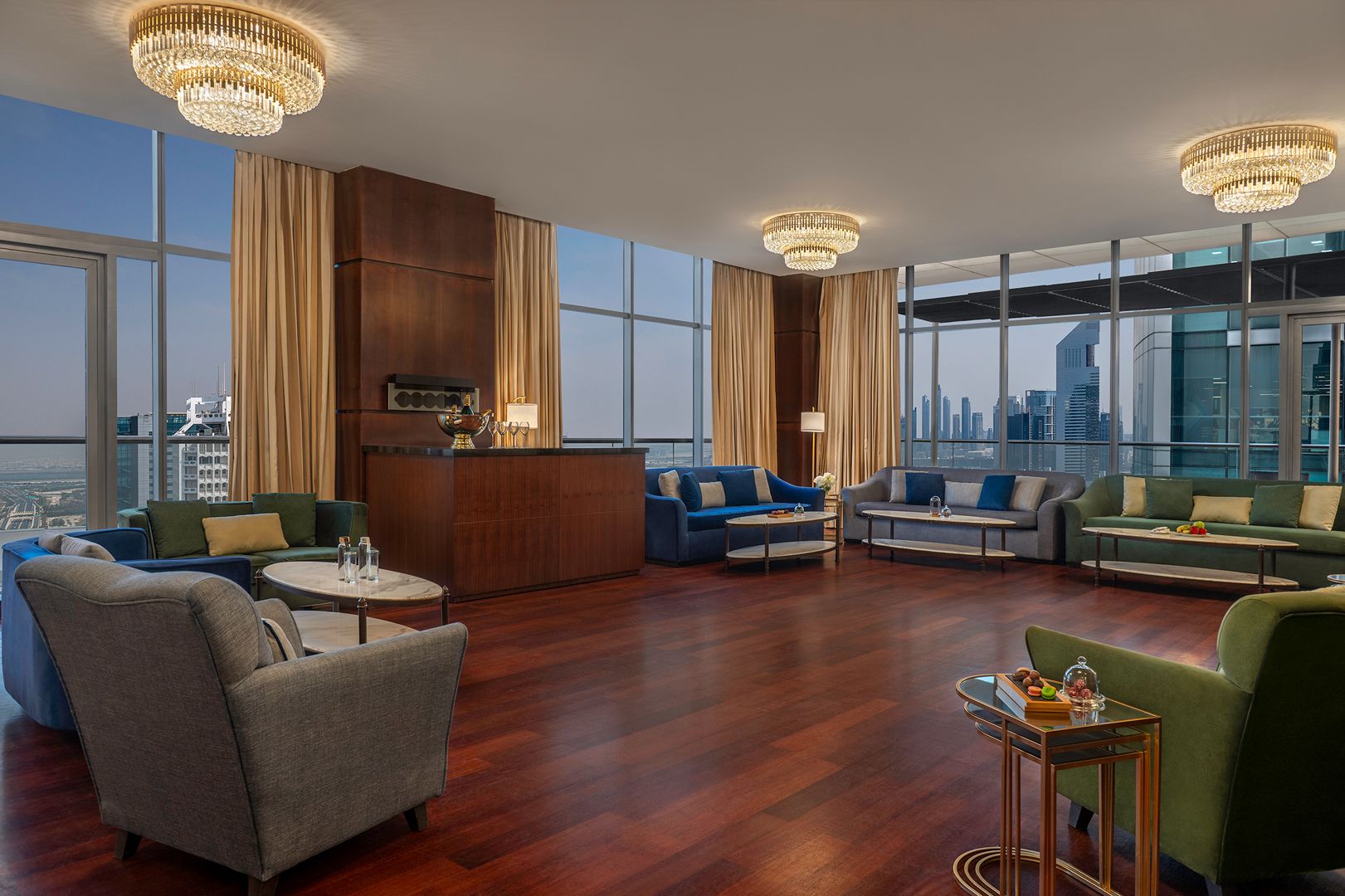 The Royal Penthouse Suite 