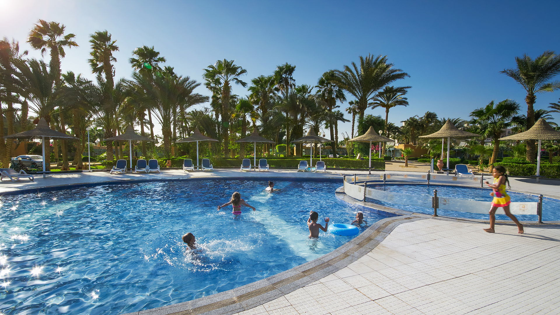 Piscina exterioara pentru copii