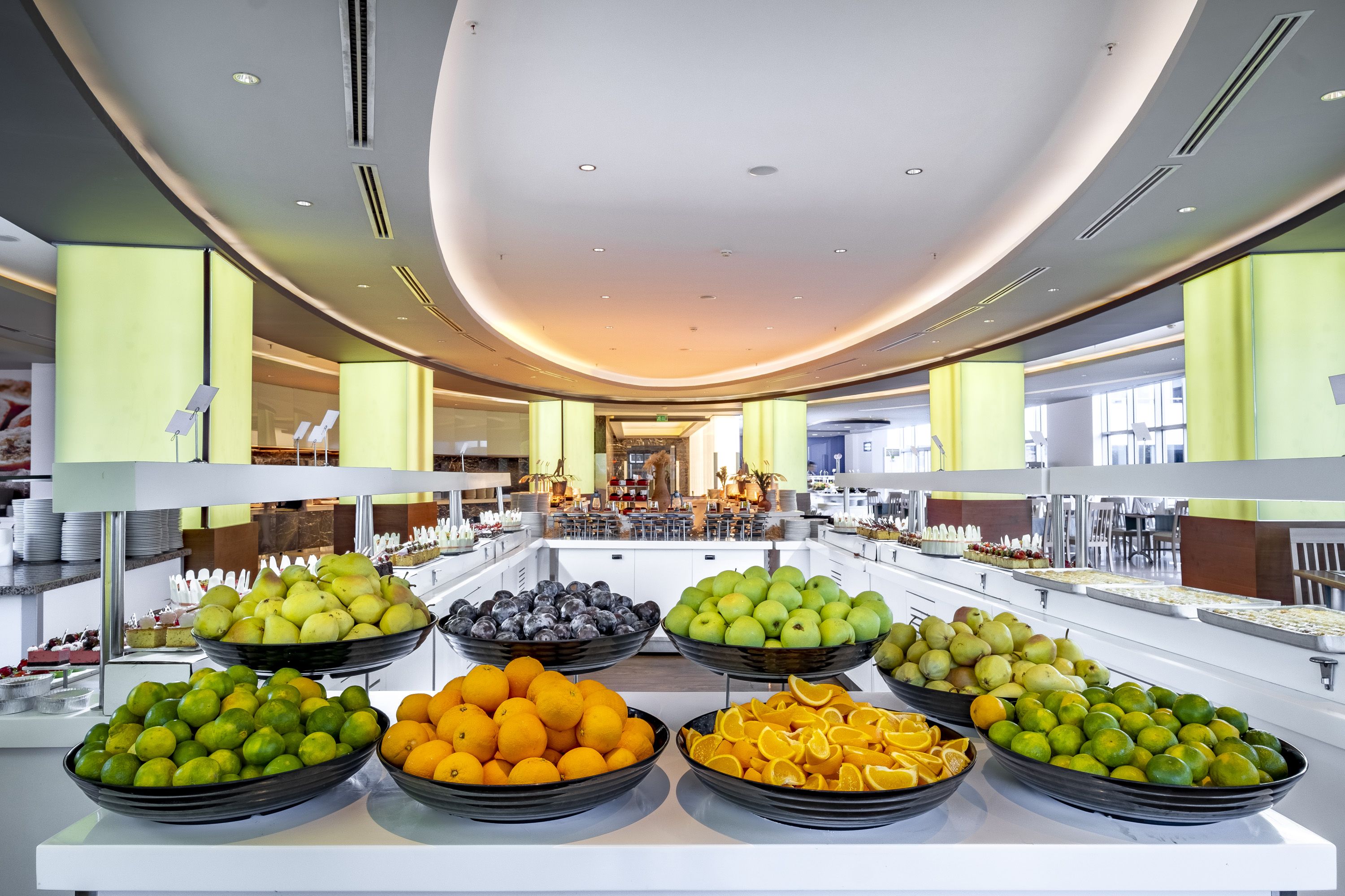 EAT MAIN RESTAURANT