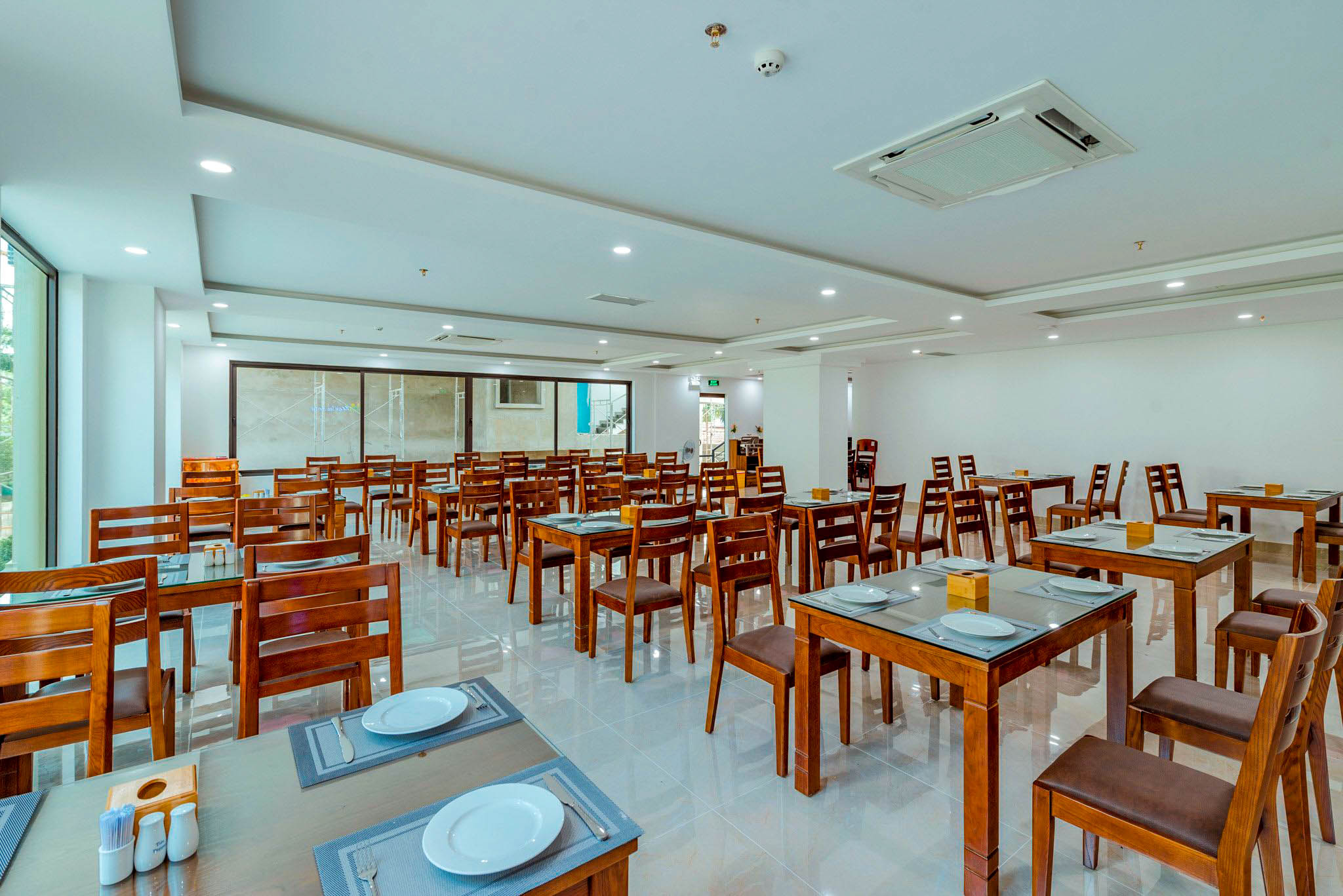 Night Sea Restaurant