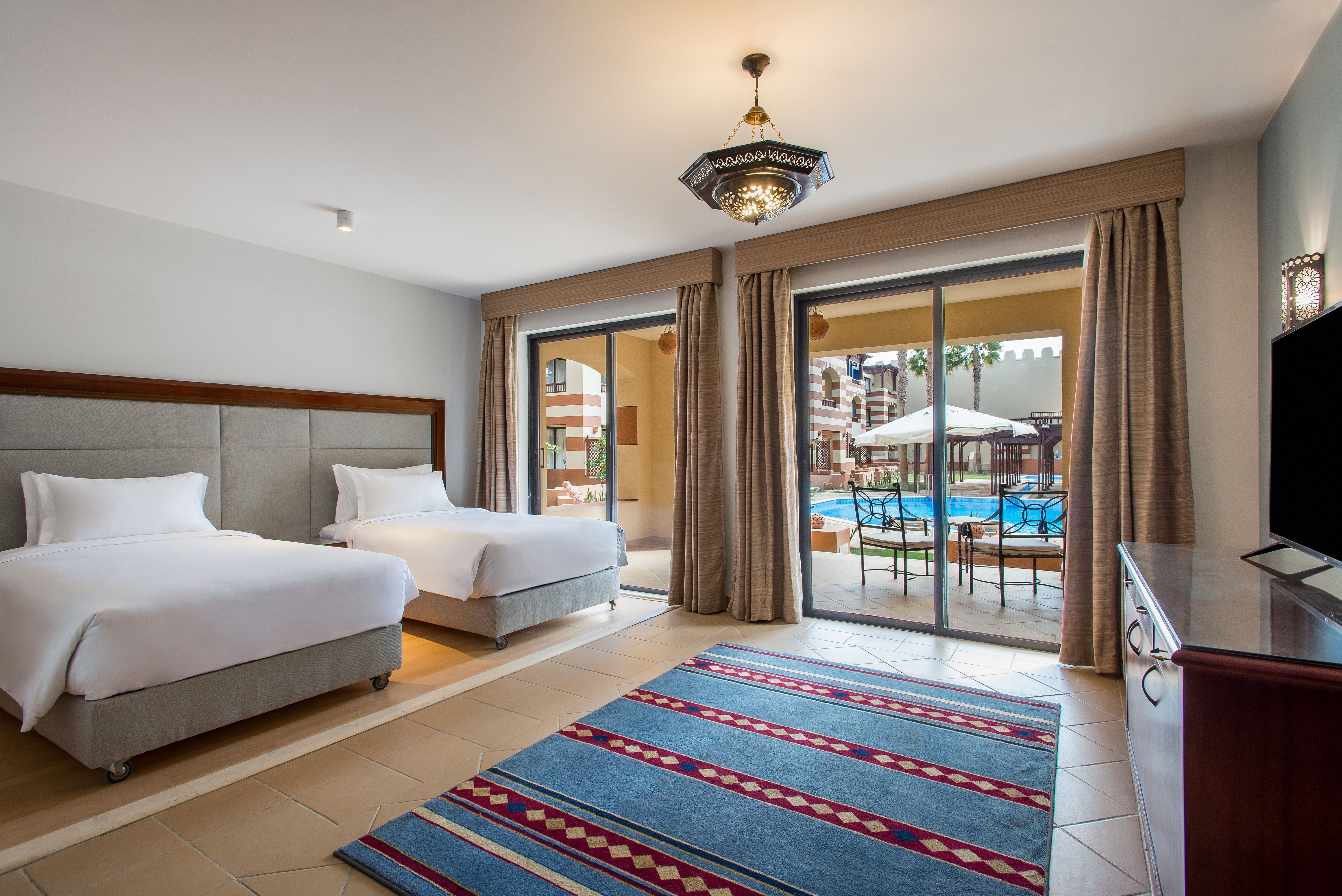 JUNIOR SUITE POOL VIEW 
