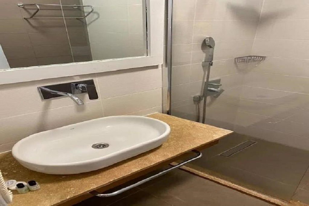 Standard Sea View Room