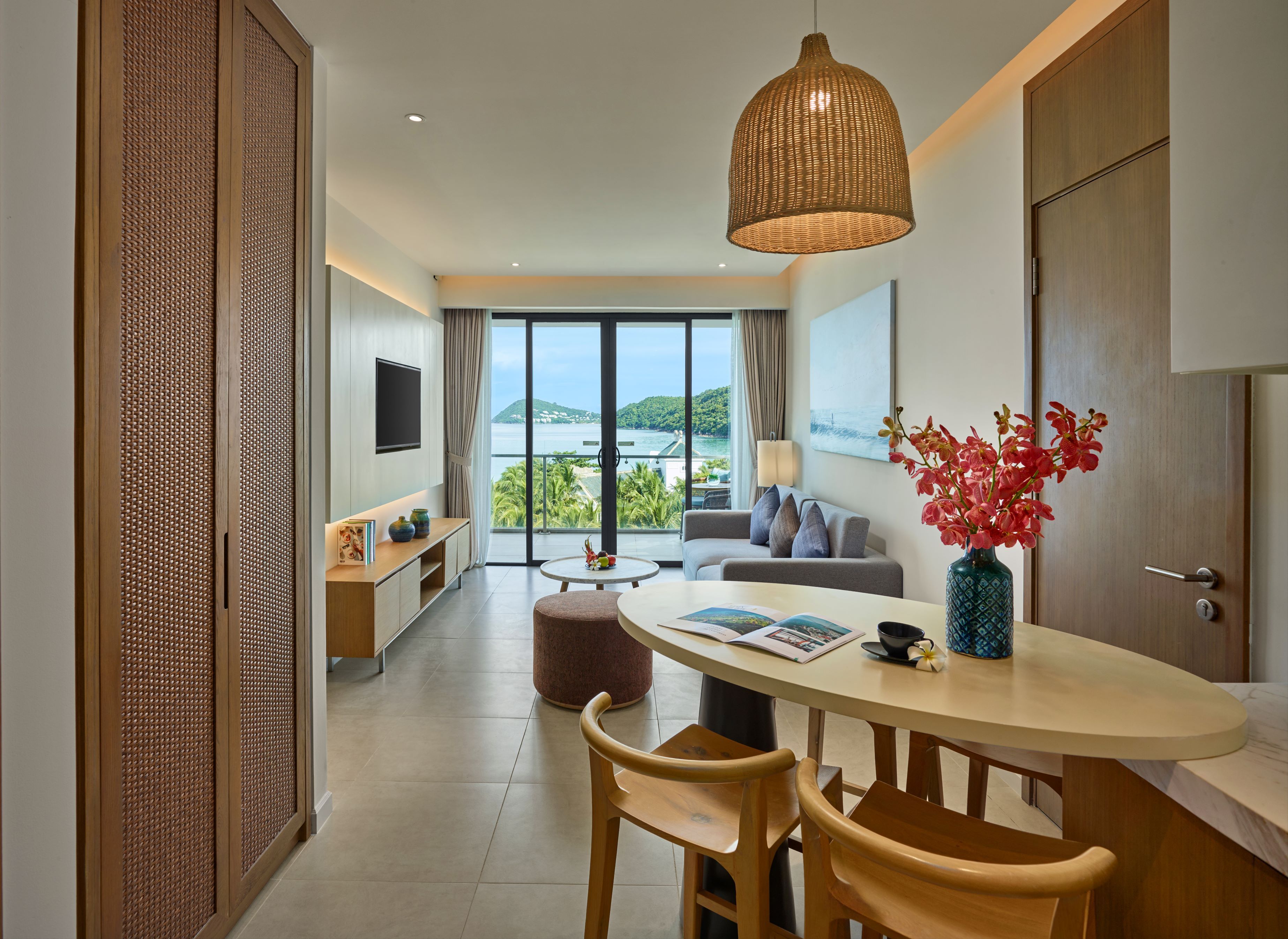 FAMILY 2 BEDROOMS