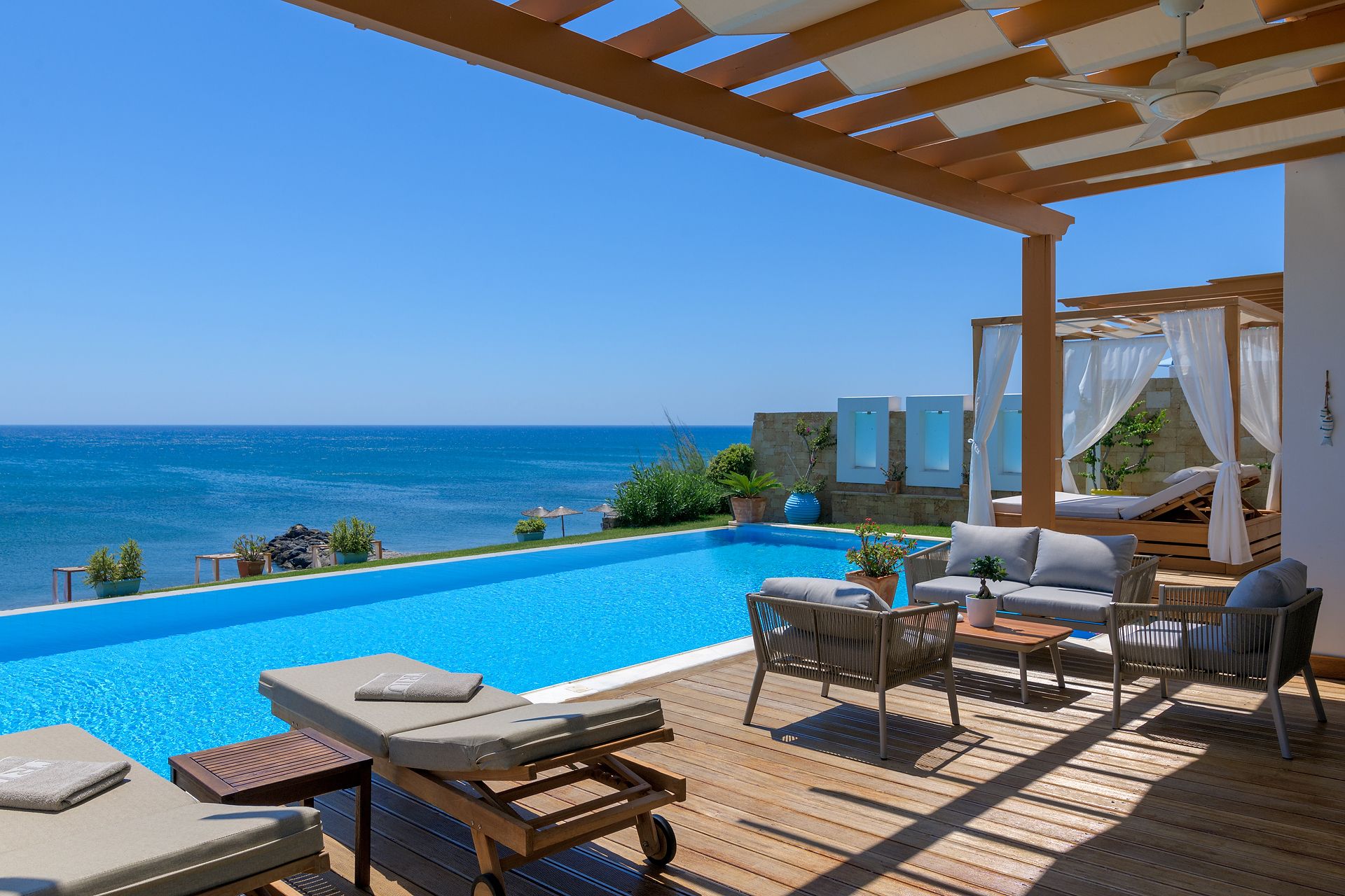 Presidential Beach Villa SV with Pool - Signature Collection 