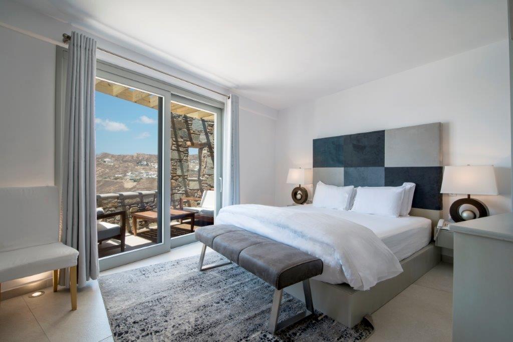 Deluxe Suite with Private Pool and Sea View