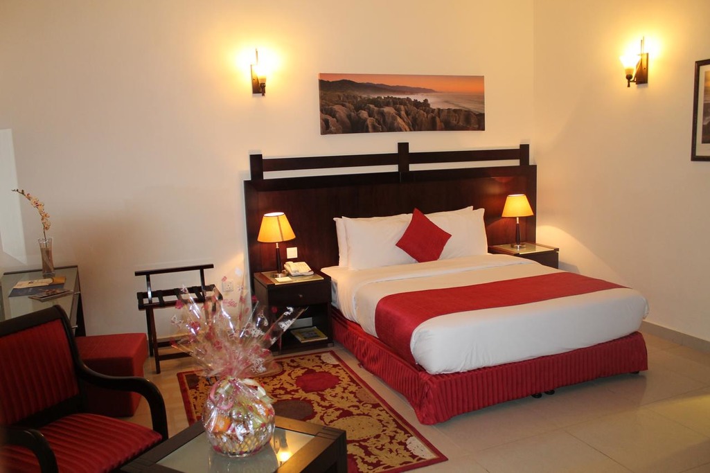 ONE BED ROOM