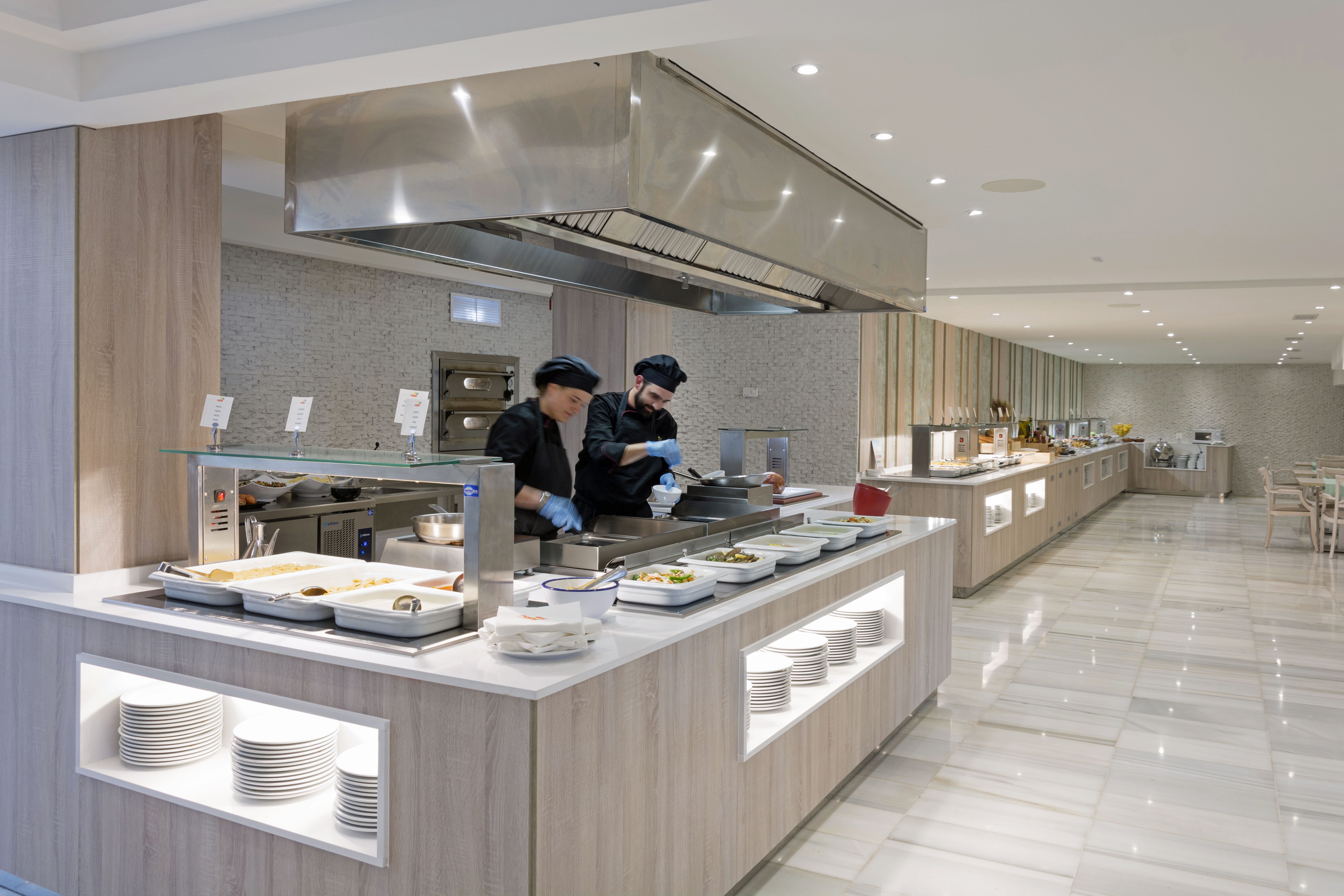 MAIN RESTAURANT
