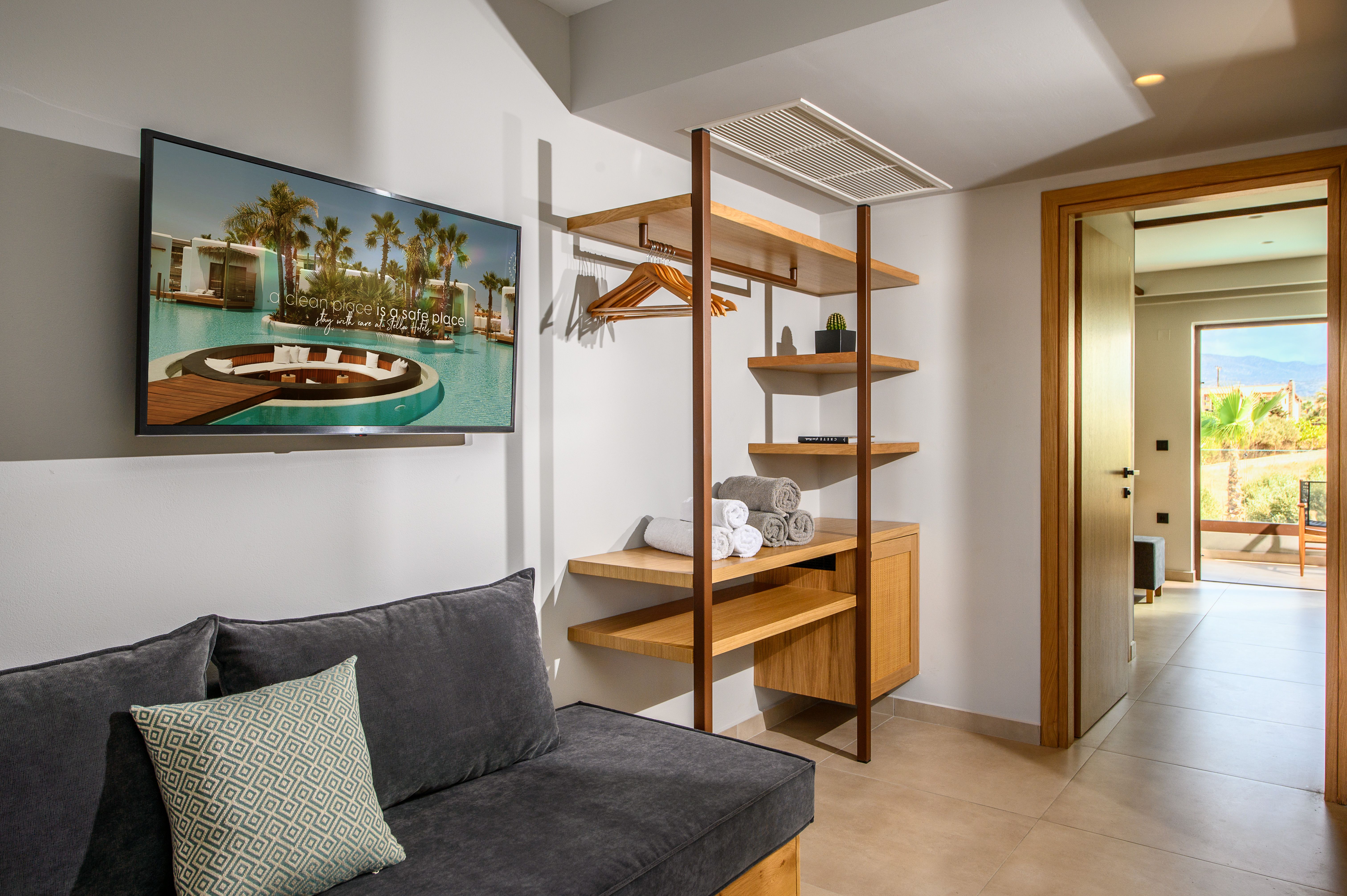 SUITE FAMILY SHARING POOL 