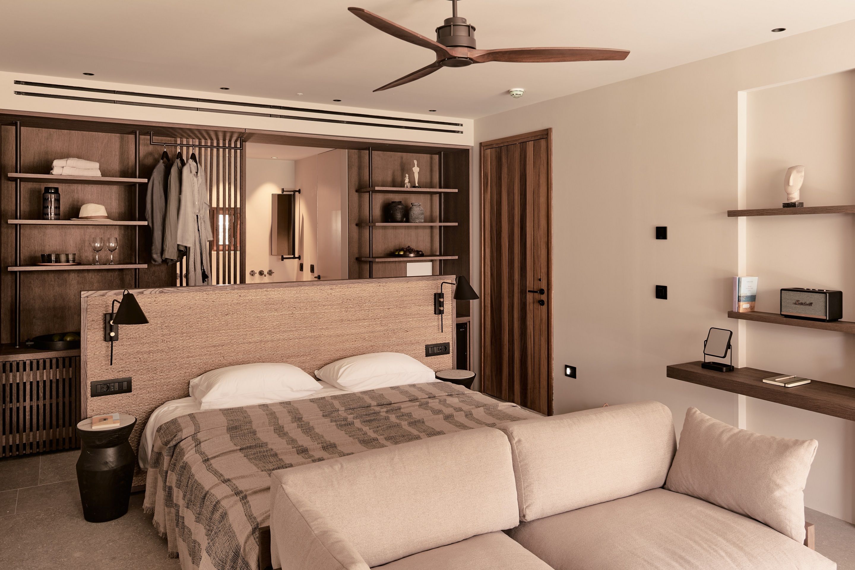 Private Pool Suite
