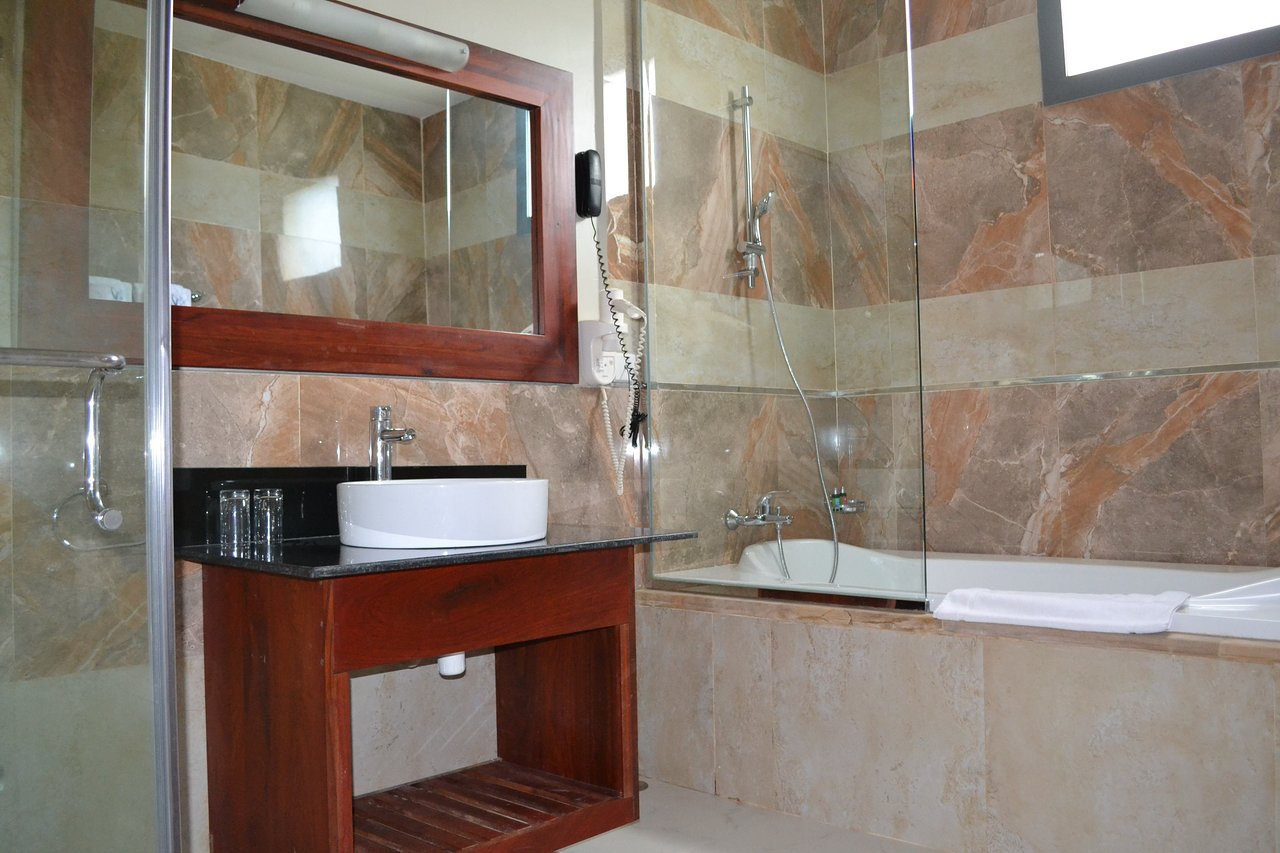 2 BEDROOM GARDEN VILLA