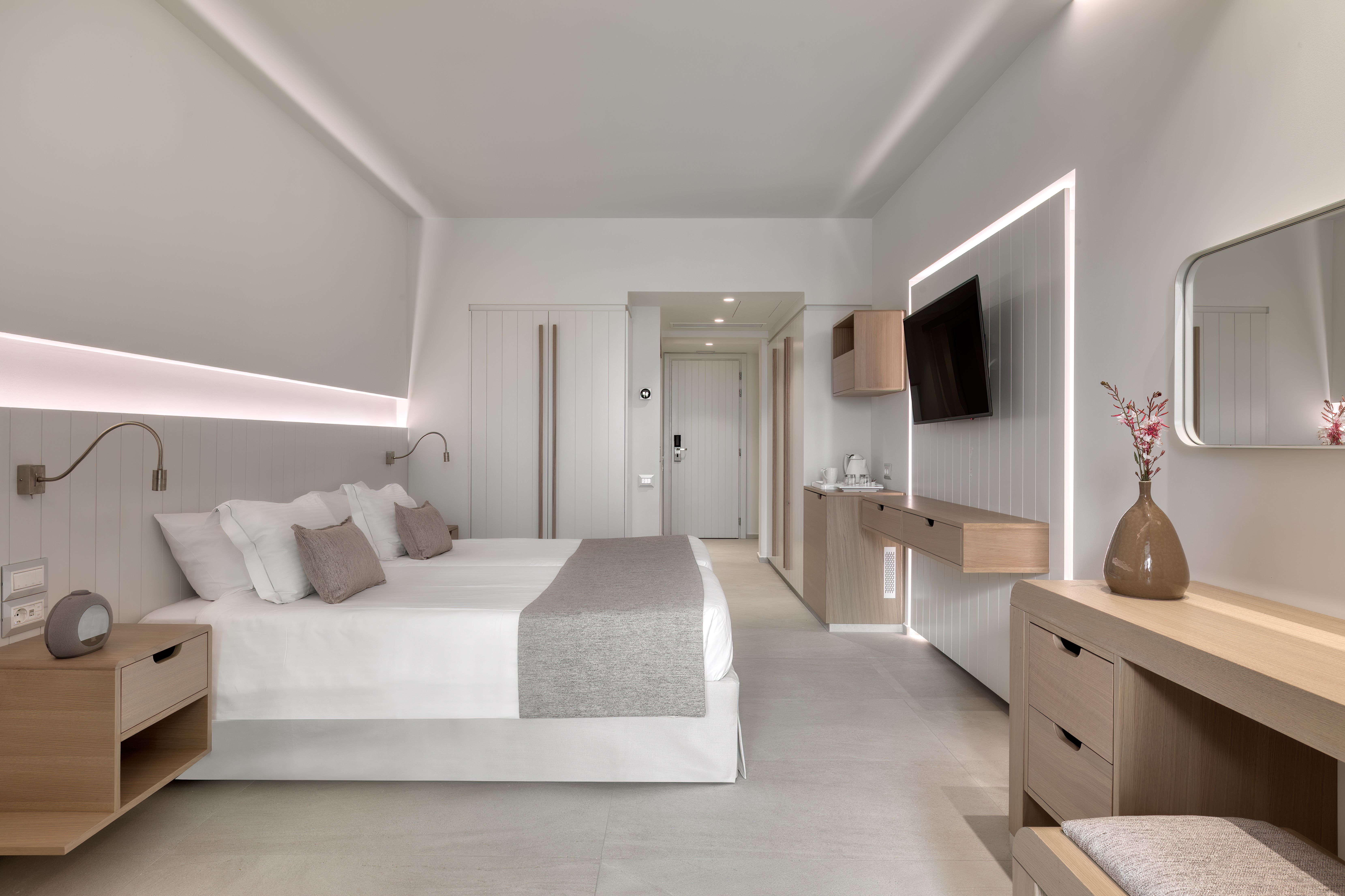 Deluxe Twin Room With Balcony or Terrace