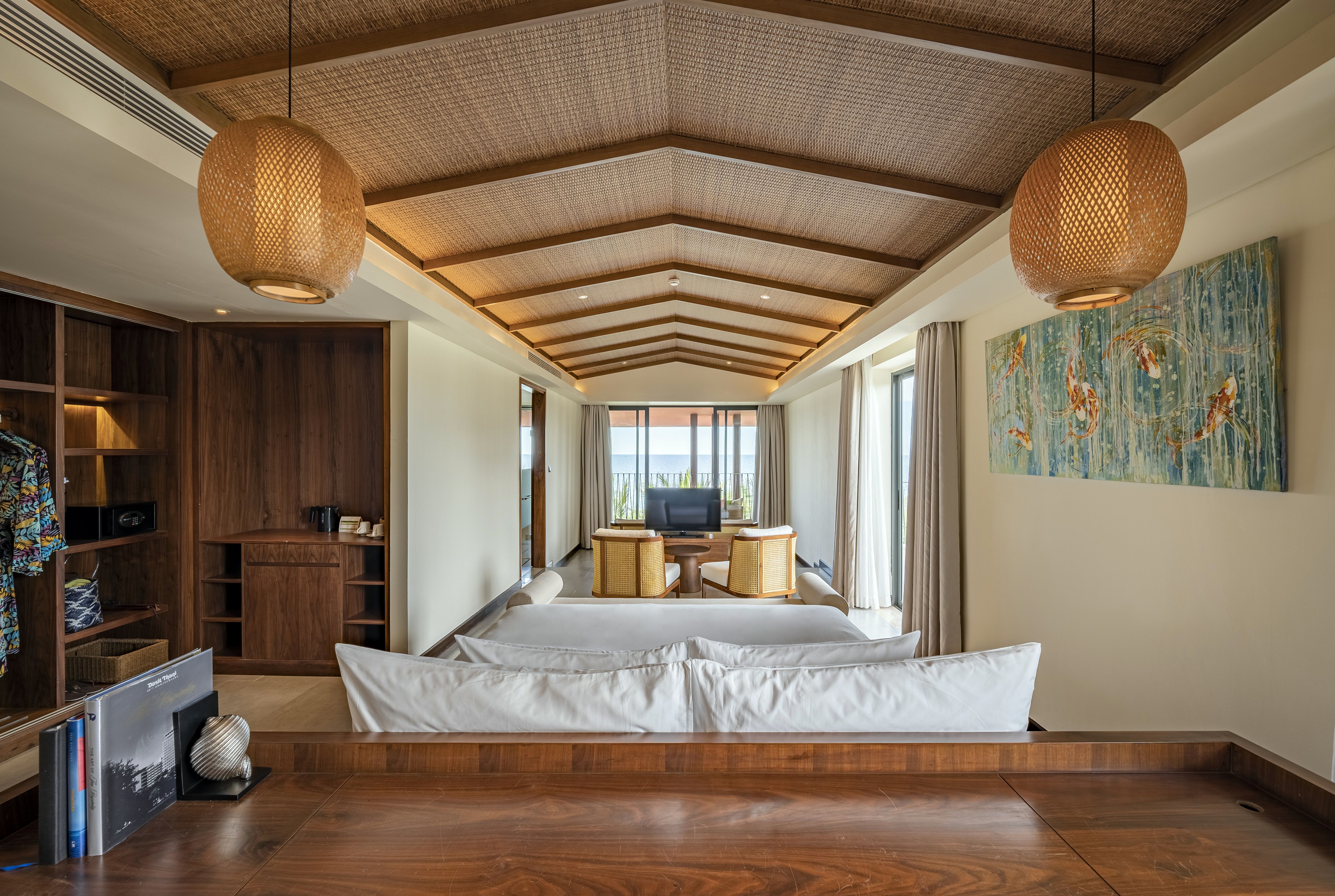 JUNIOR SUITE WITH BALCONY