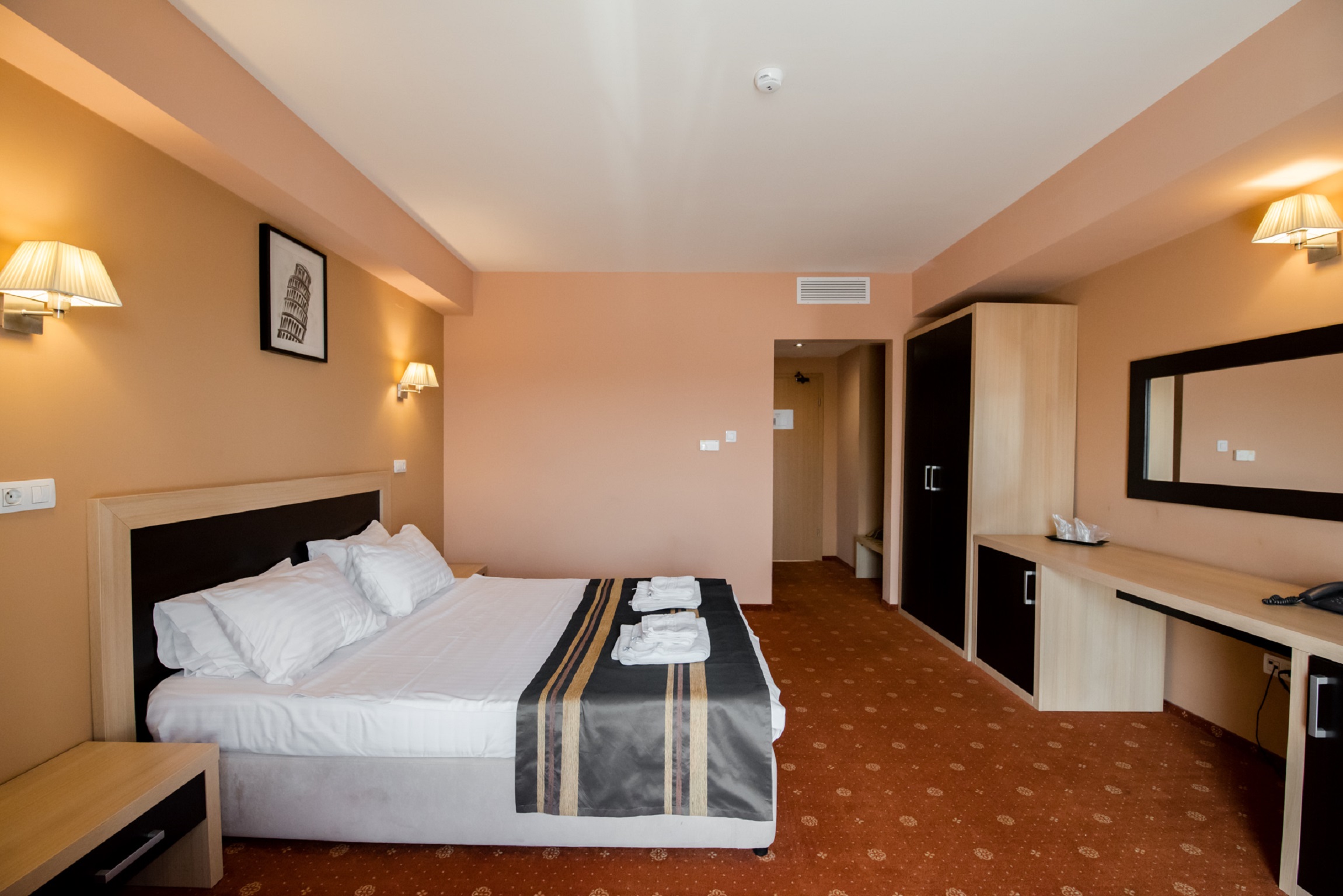 Business King Room with Balcony