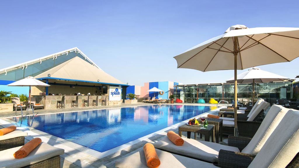 Piscina deschisă