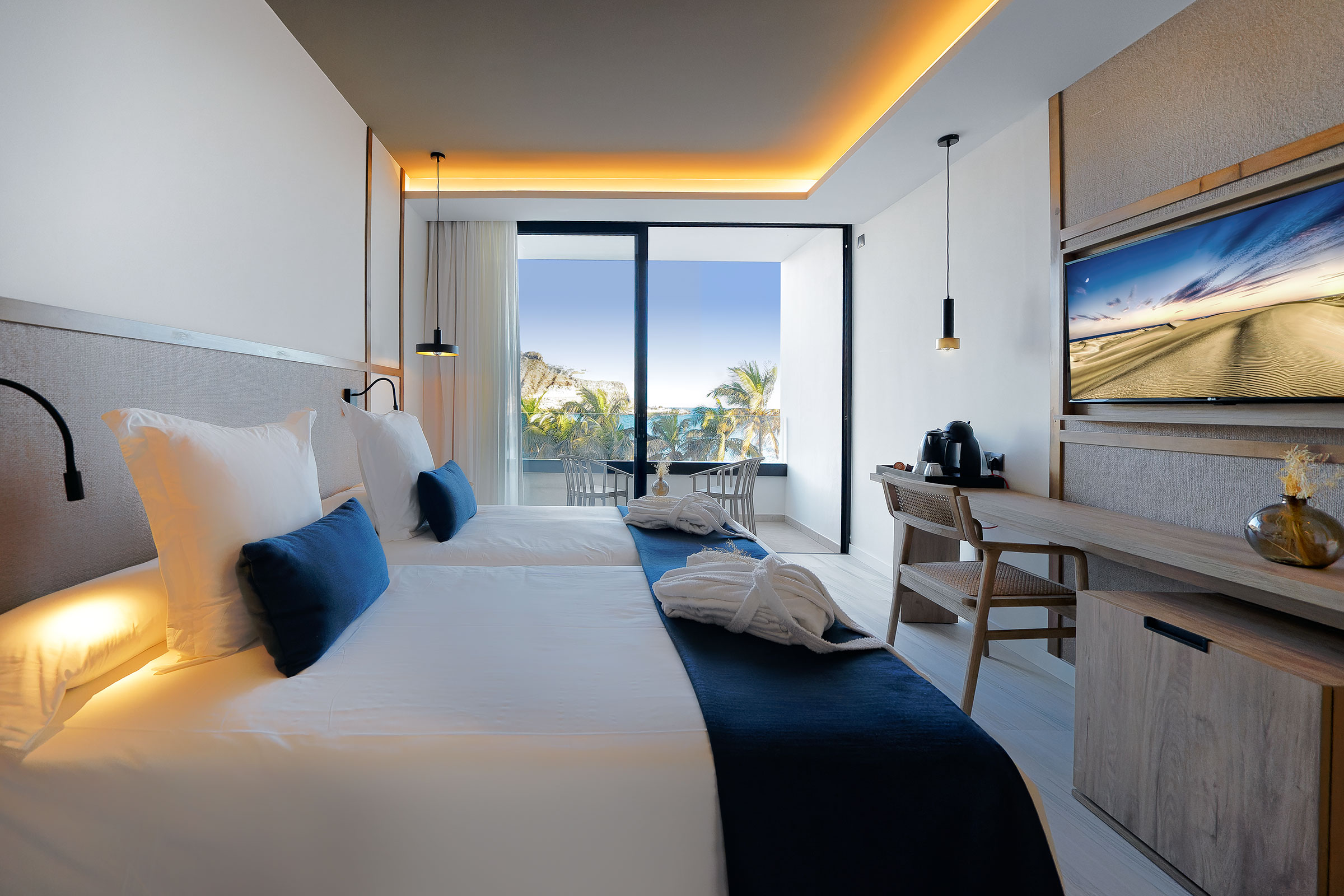 JUNIOR SUITE BALCONY OR TERRACE