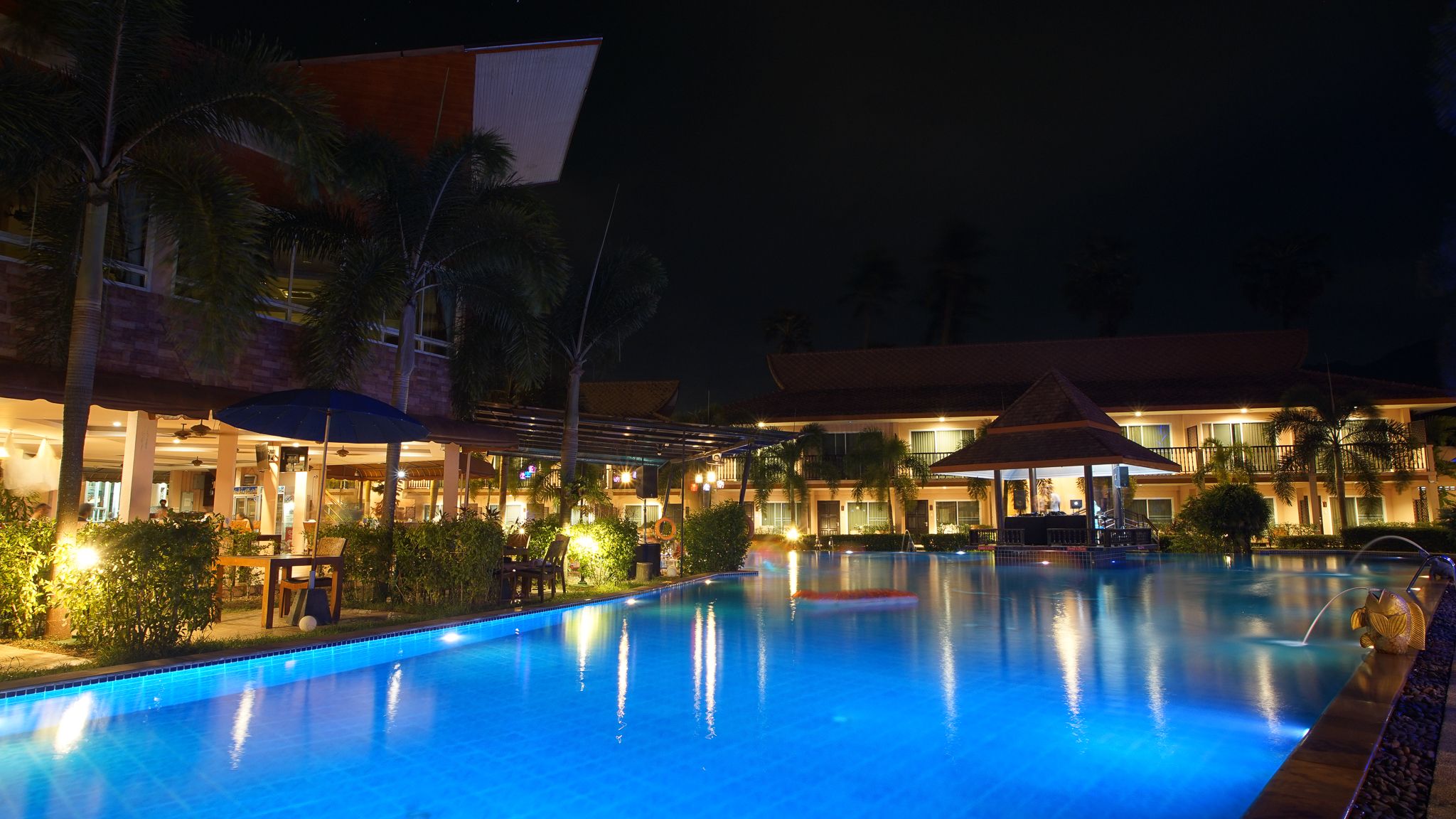 Family Suite Pool View