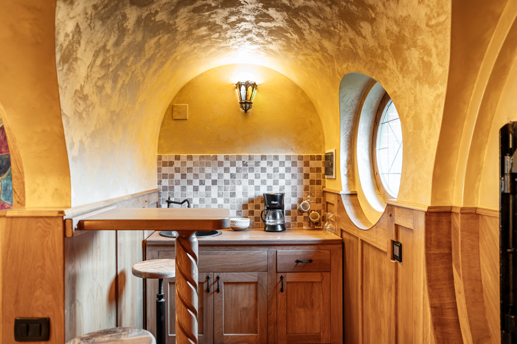 Hobbit House
