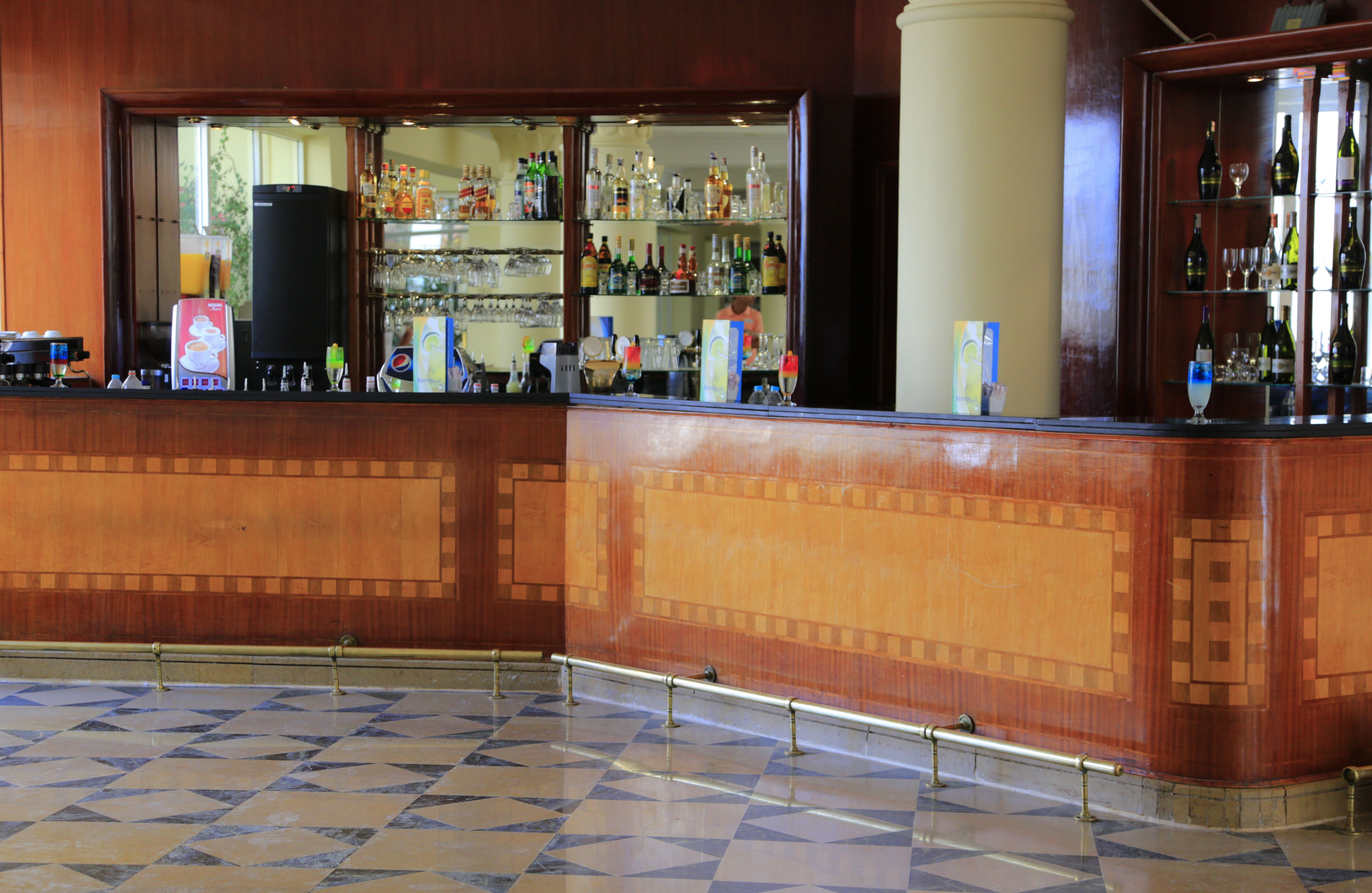 Lobby Bar "Golden Sun"