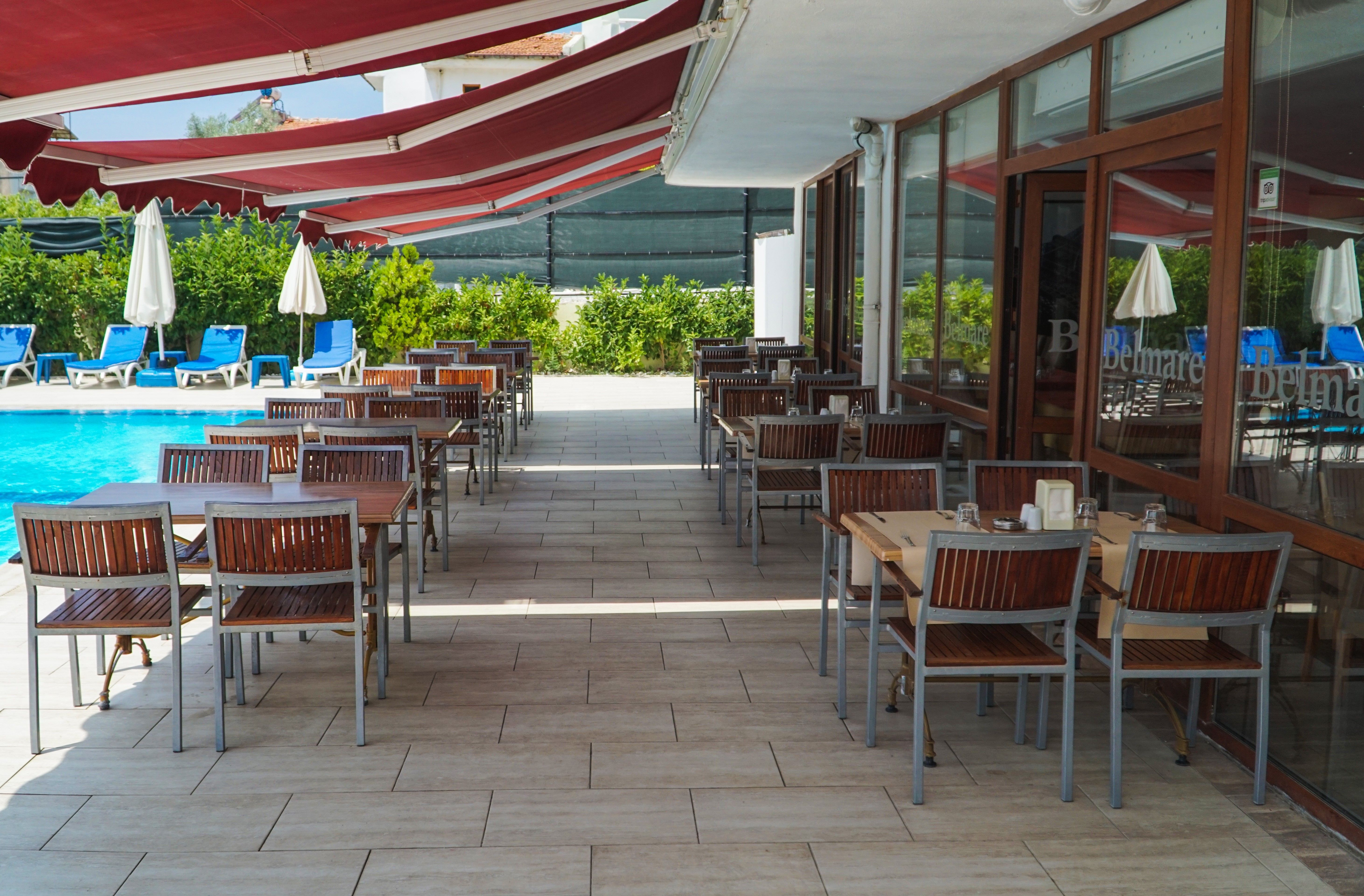 MAIN RESTAURANT