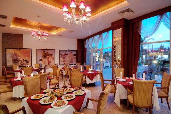 Lara, Hotel Sherwood Breezes Resort, restaurant (2).jpg