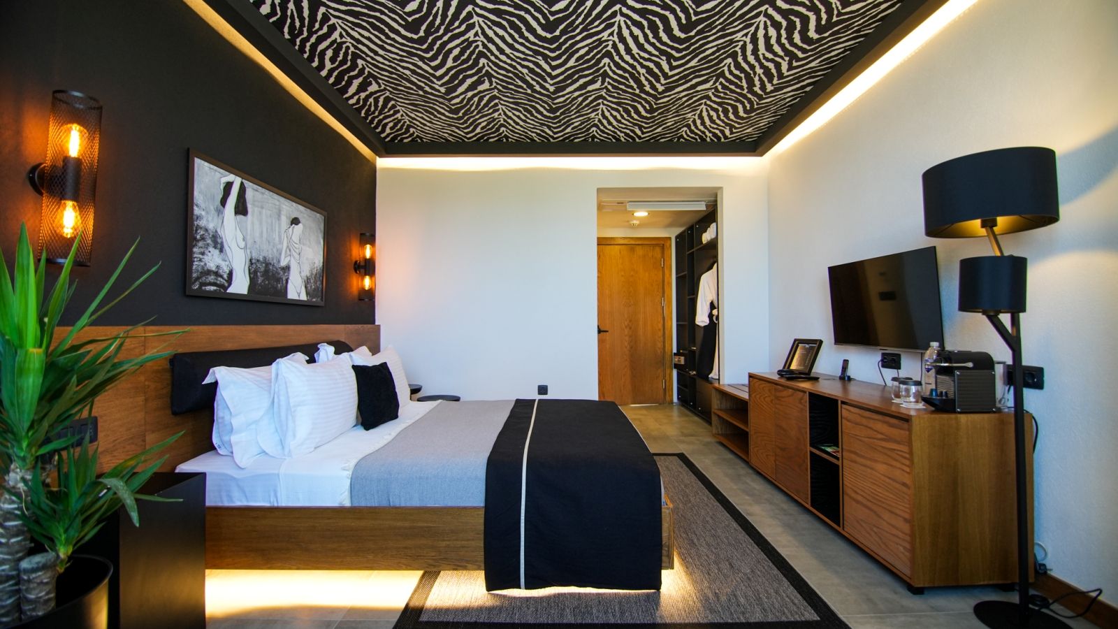 Deluxe Garden Viev Room